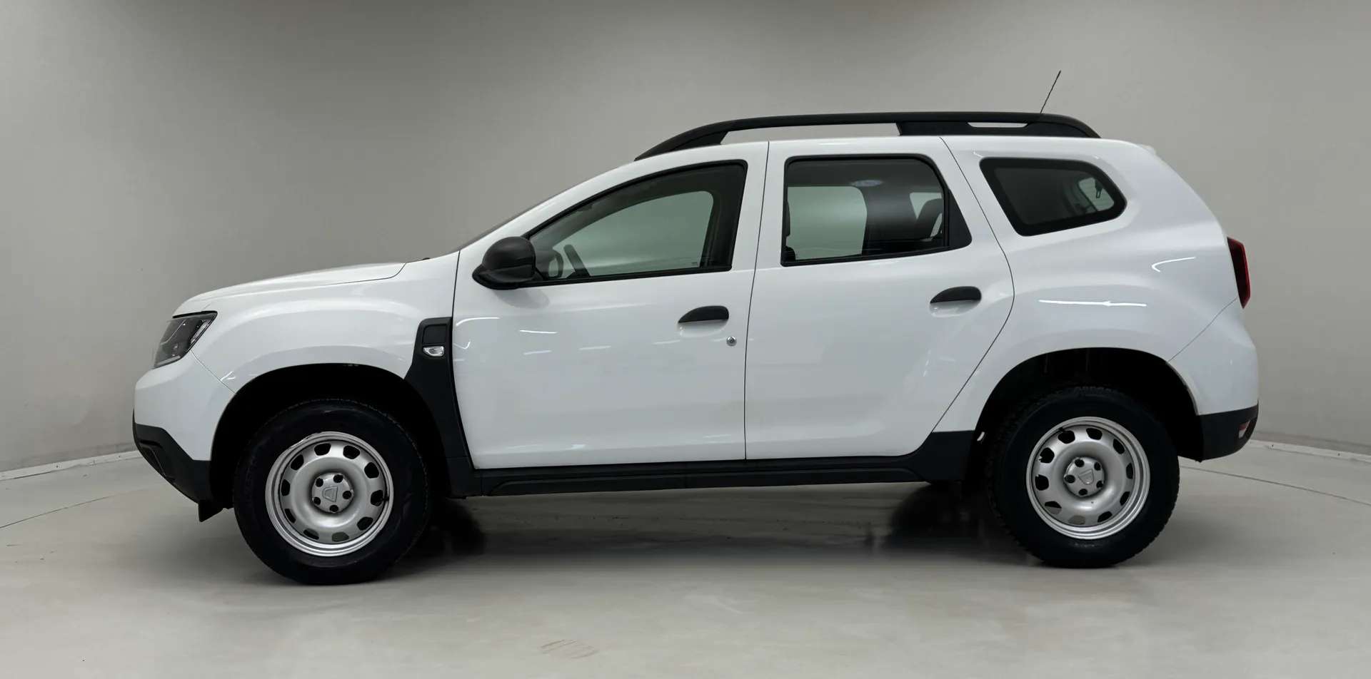 A 2020 DACIA DUSTER 1.0 TCe 100 Bi-Fuel Essential 5dr A 2020 DACIA DUSTER 1.0 TCe 100 Bi-Fuel Essential 5dr