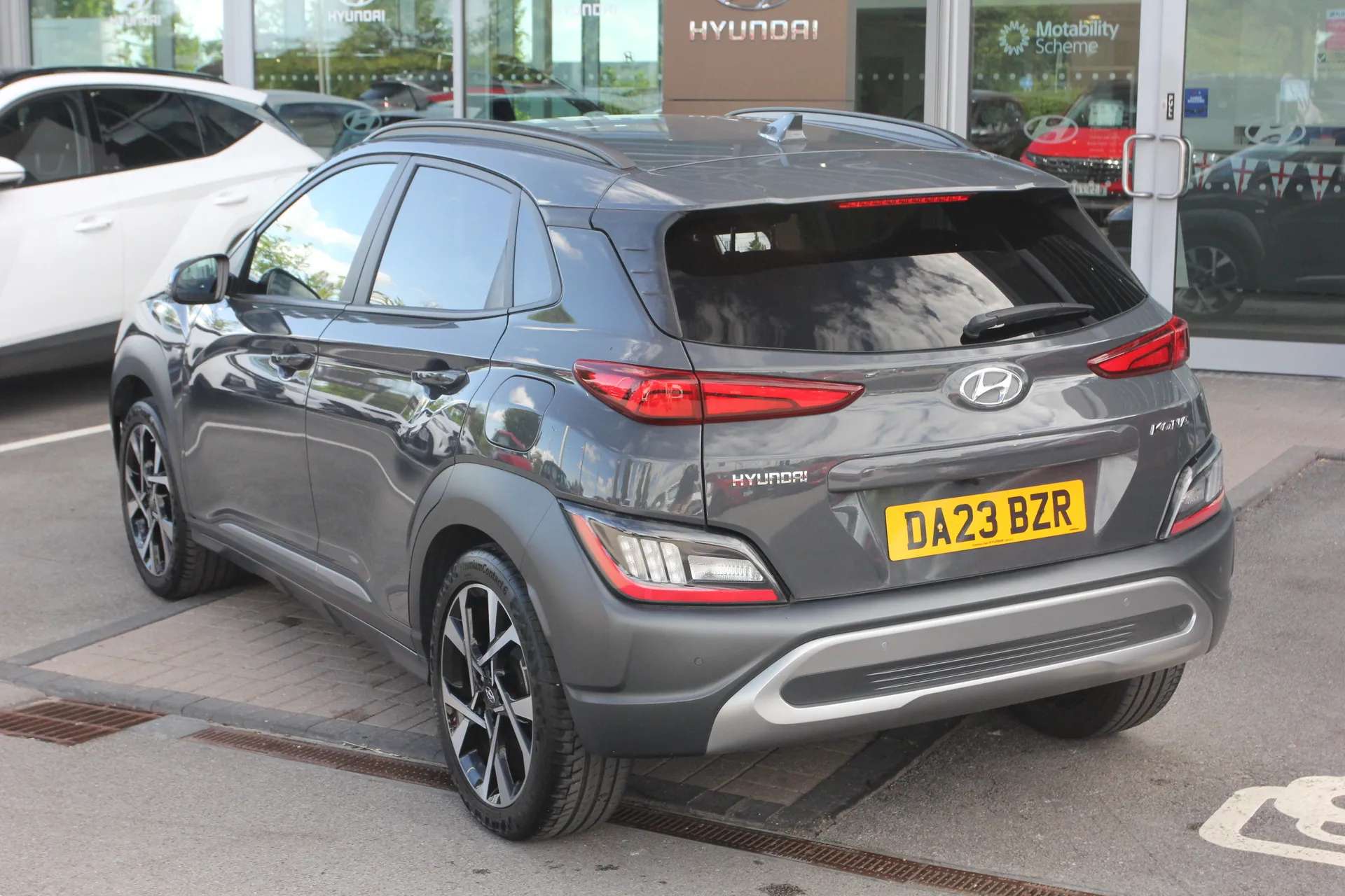 A 2023 HYUNDAI KONA 1.0 TGDi 48V MHEV Premium 5dr A 2023 HYUNDAI KONA 1.0 TGDi 48V MHEV Premium 5dr