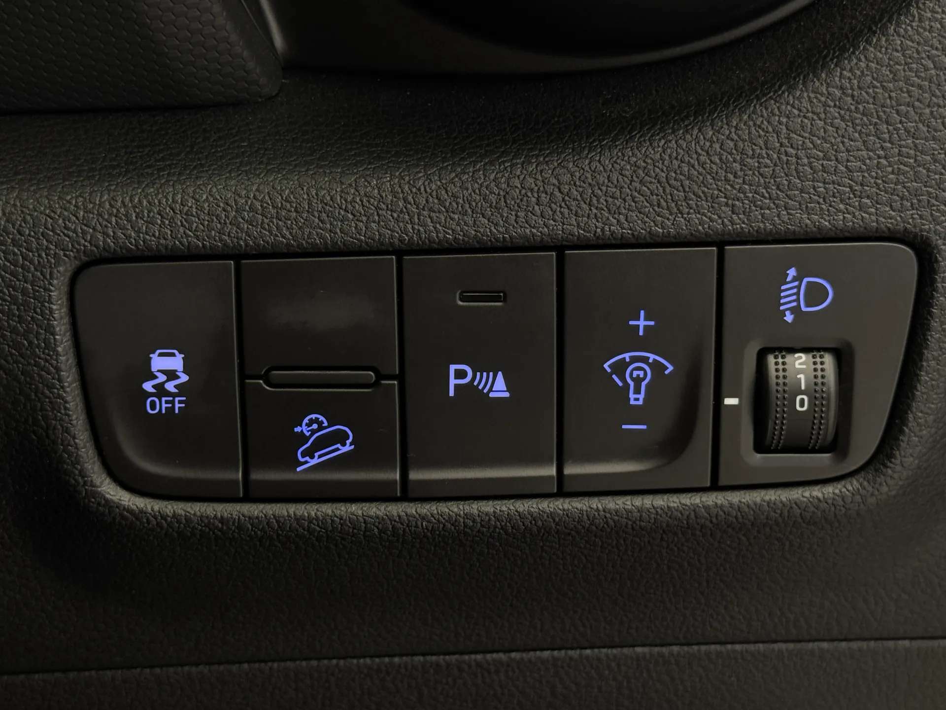 2023 HYUNDAI KONA 2023 HYUNDAI KONA