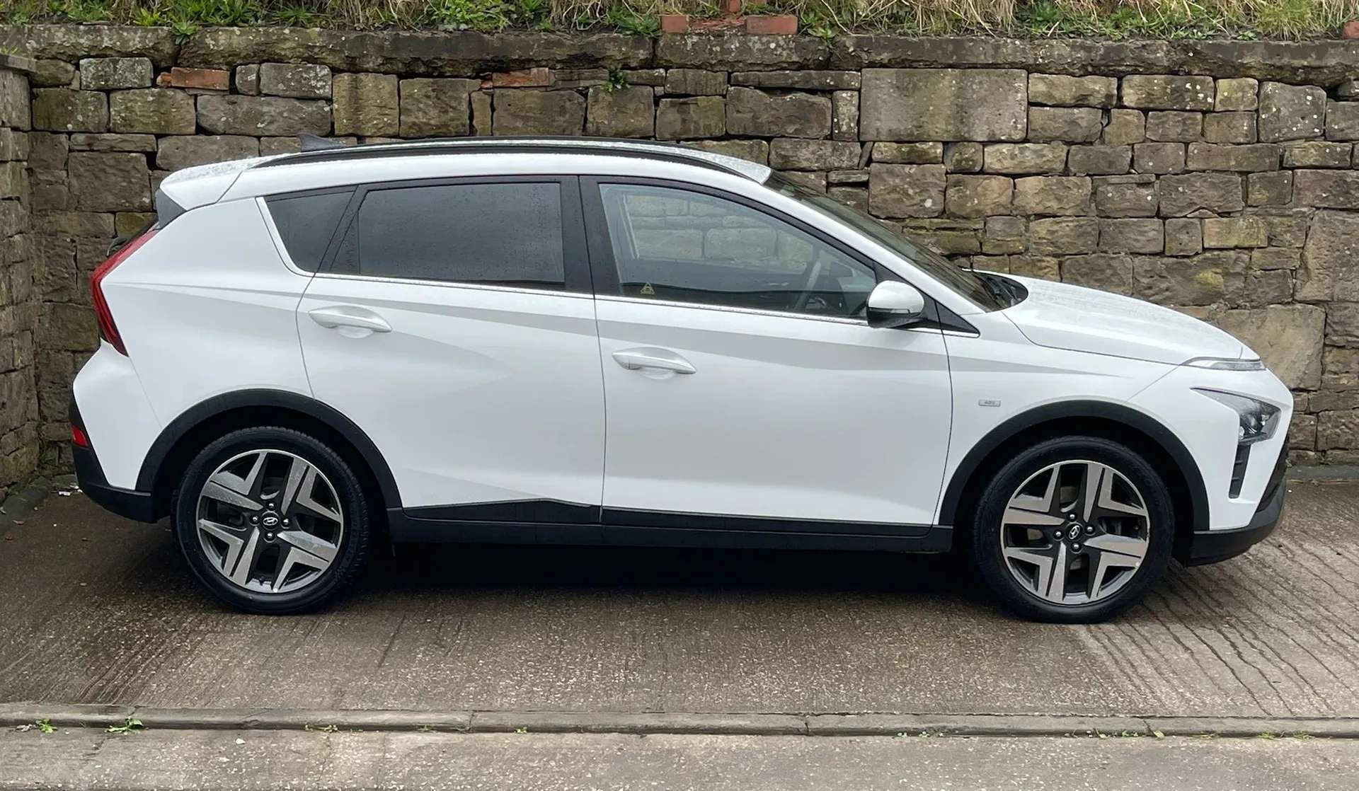 A 2021 HYUNDAI BAYON 1.0 TGDi 48V MHEV Premium 5dr A 2021 HYUNDAI BAYON 1.0 TGDi 48V MHEV Premium 5dr