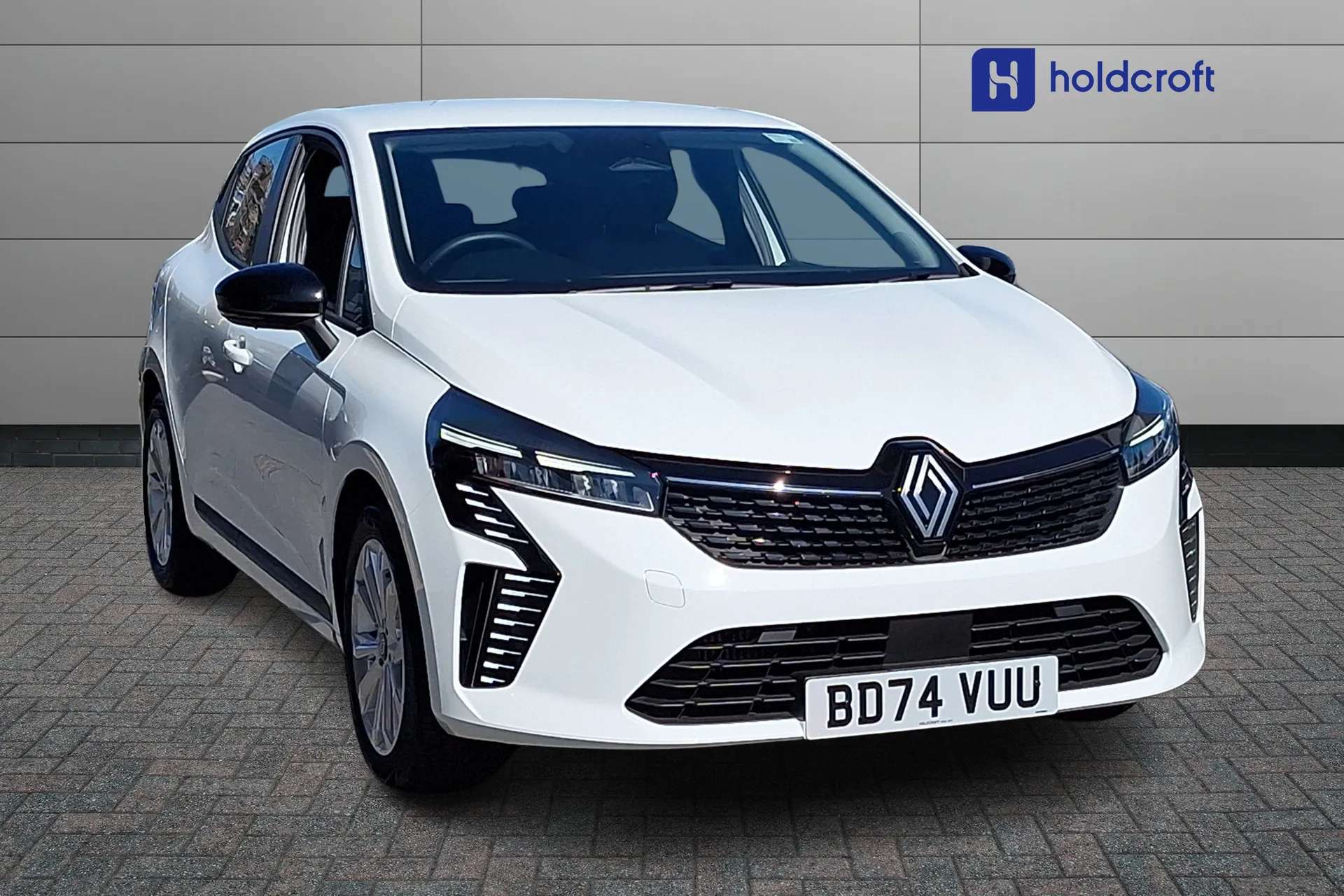 A 2024 RENAULT CLIO 1.0 TCe 90 Evolution 5dr A 2024 RENAULT CLIO 1.0 TCe 90 Evolution 5dr