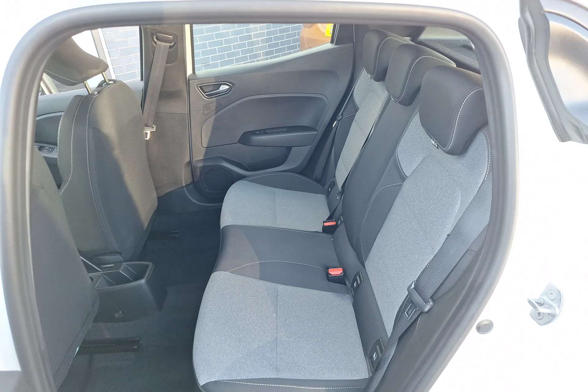 2024 RENAULT CLIO 2024 RENAULT CLIO