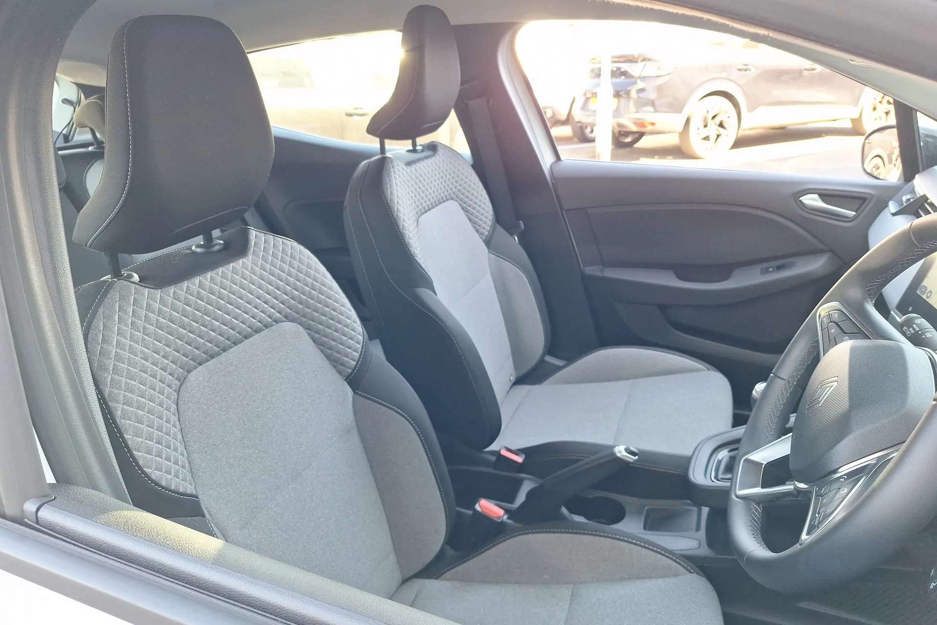 2024 RENAULT CLIO 2024 RENAULT CLIO