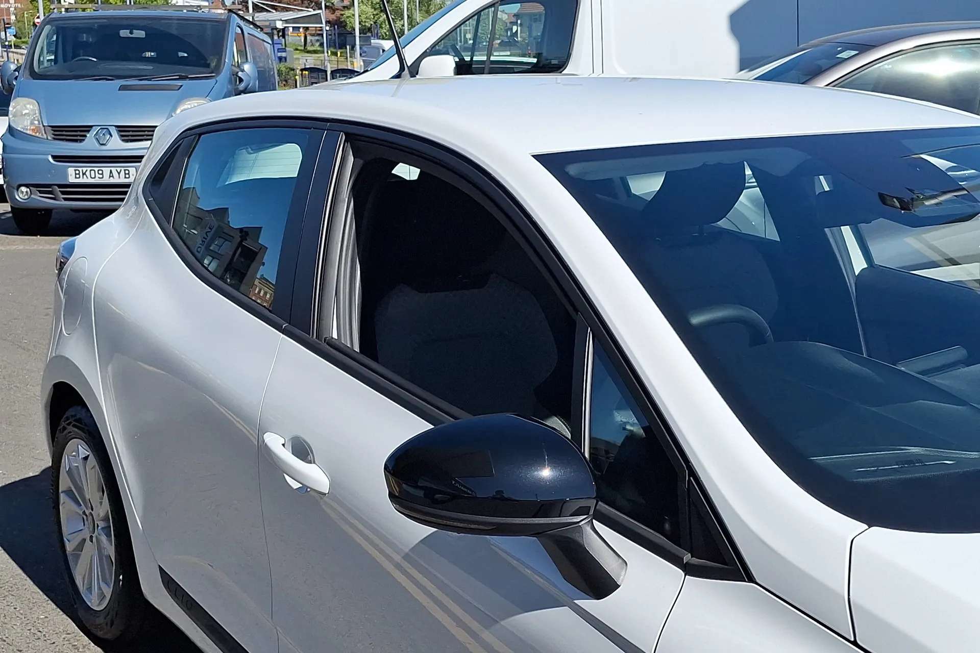 2024 RENAULT CLIO 2024 RENAULT CLIO