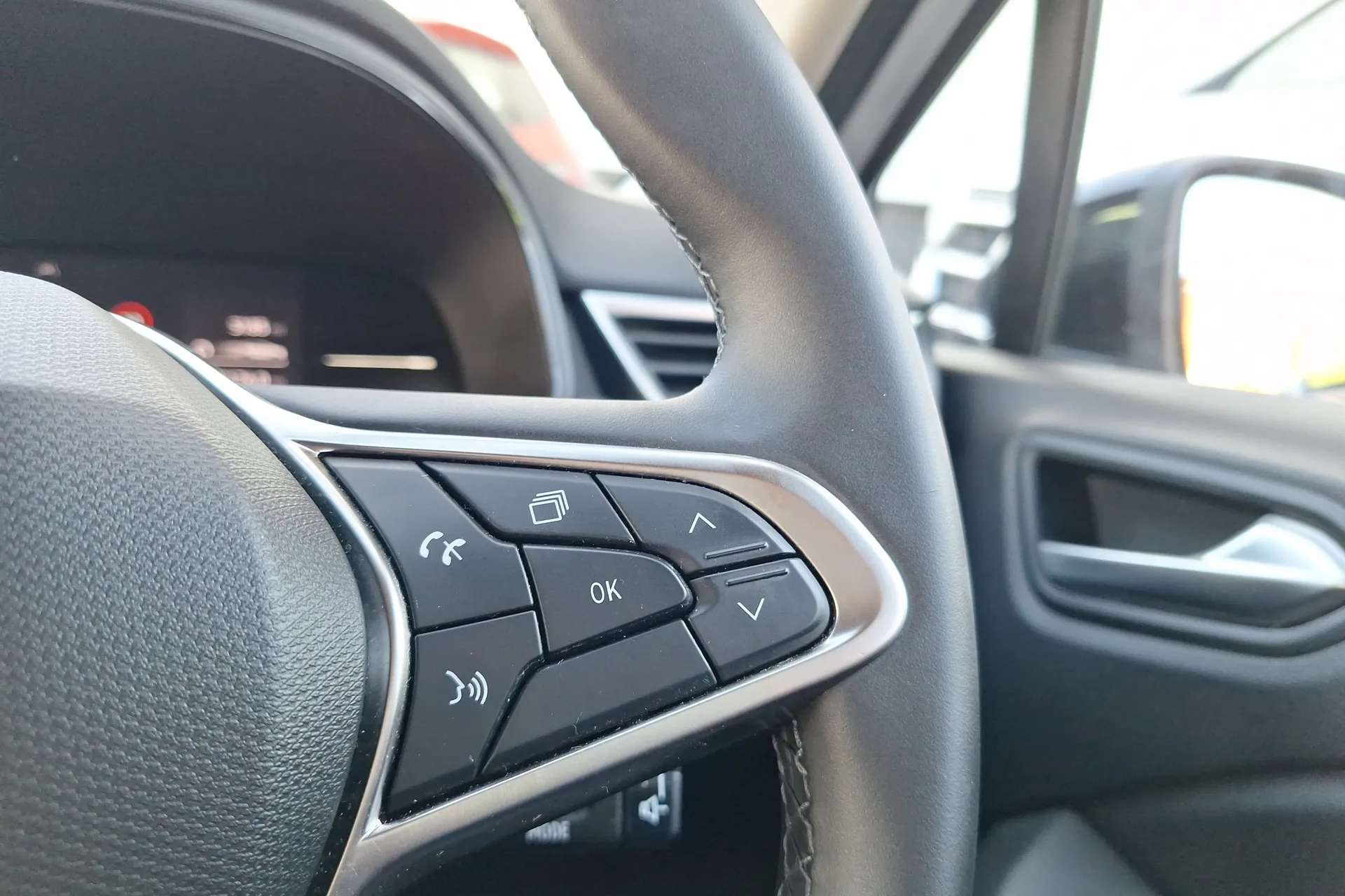 2024 RENAULT CLIO 2024 RENAULT CLIO