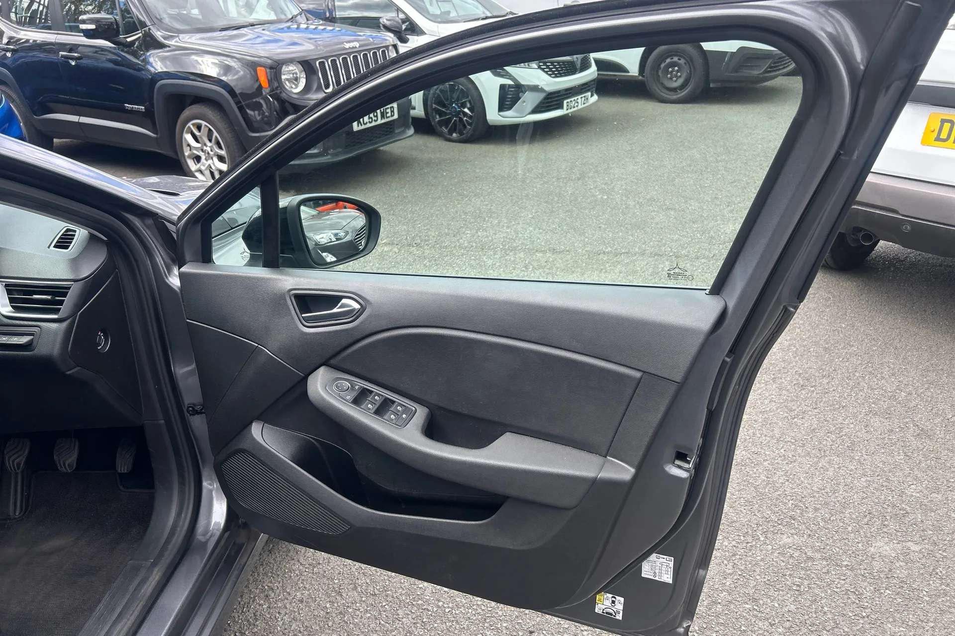 2023 RENAULT CLIO 2023 RENAULT CLIO