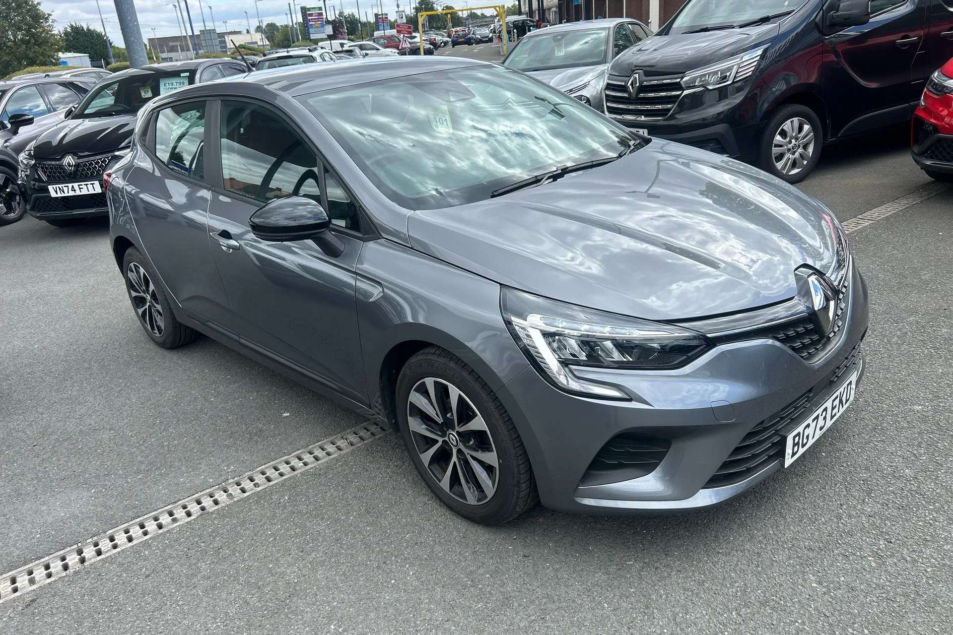 2023 RENAULT CLIO 2023 RENAULT CLIO