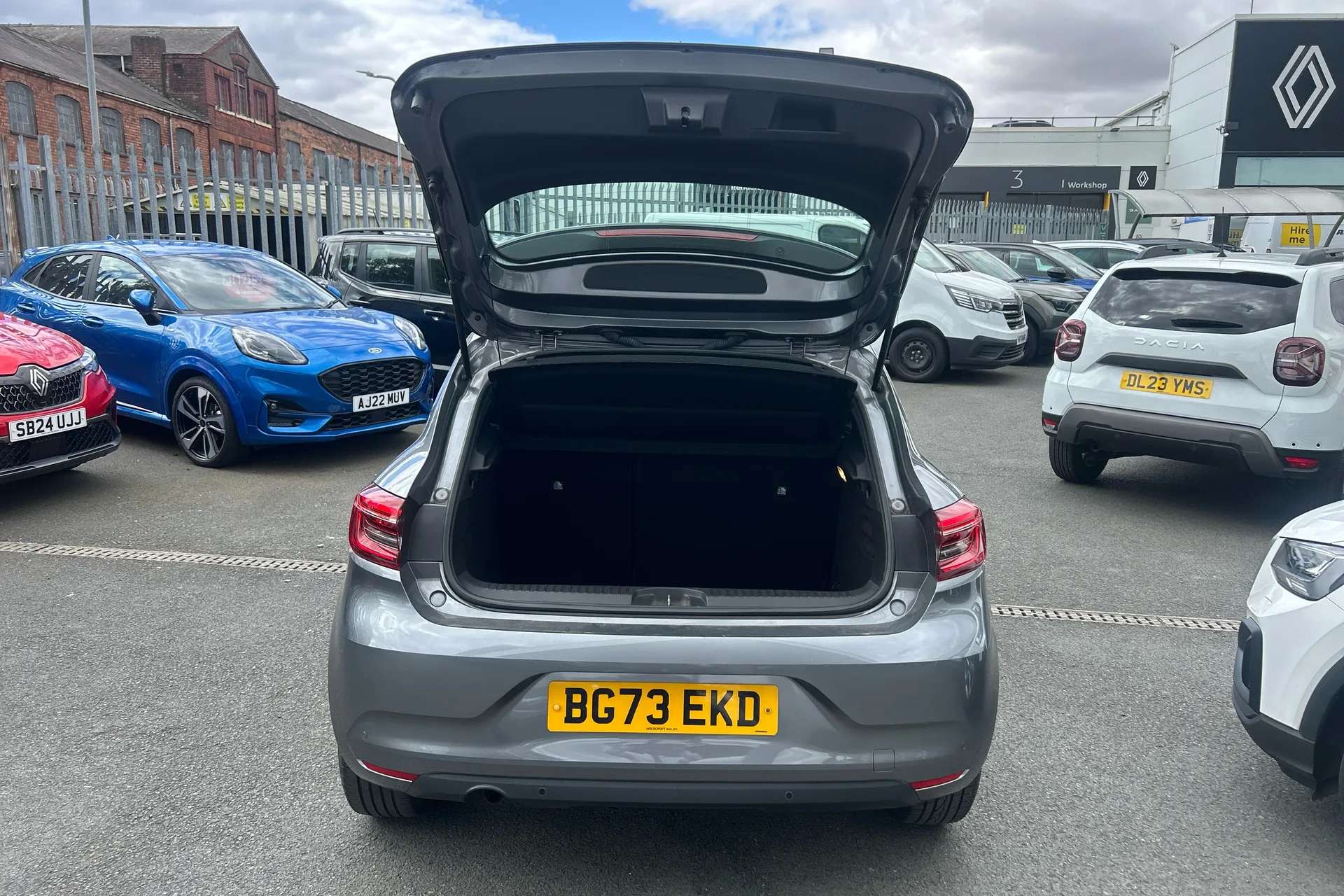 2023 RENAULT CLIO 2023 RENAULT CLIO