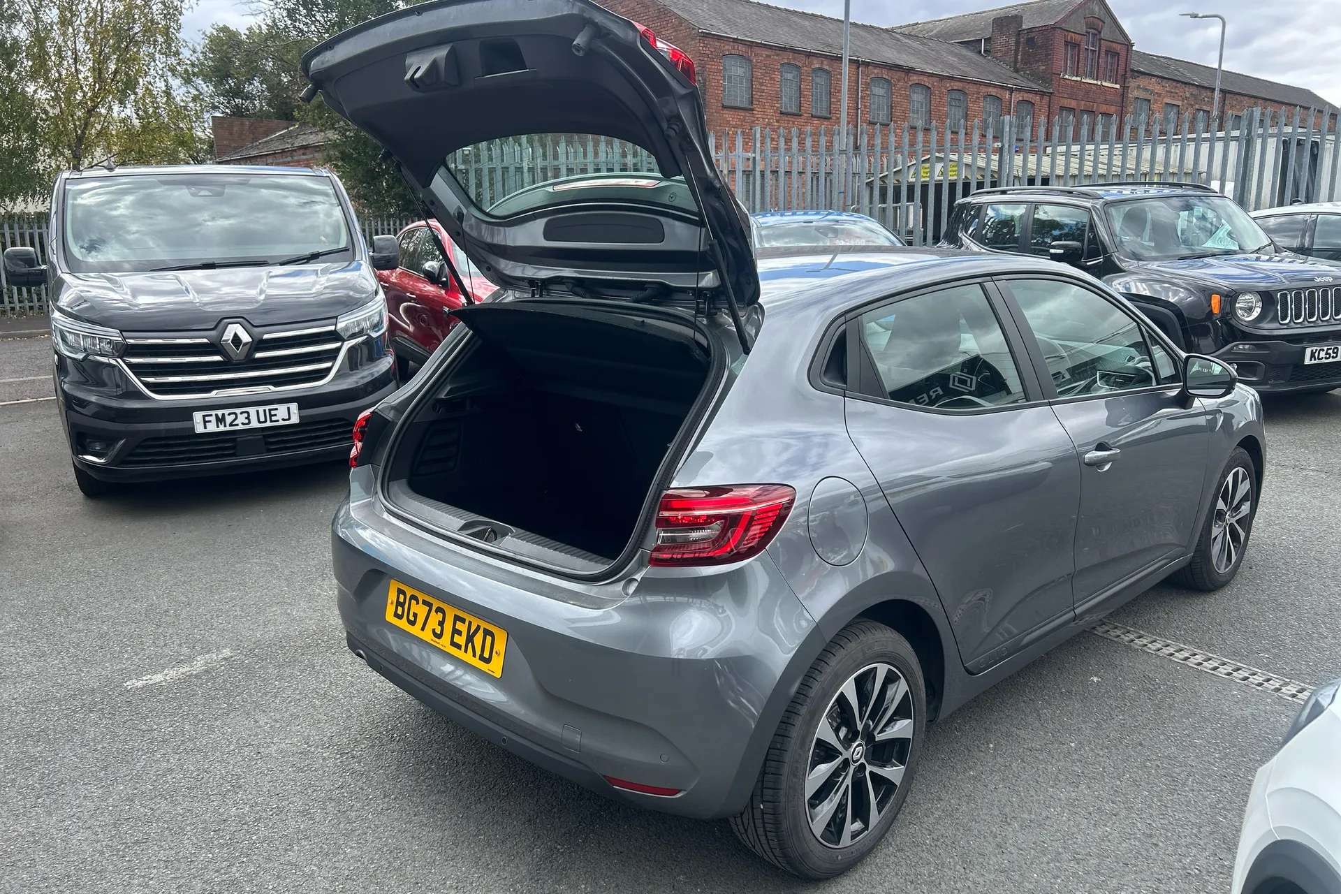 2023 RENAULT CLIO 2023 RENAULT CLIO