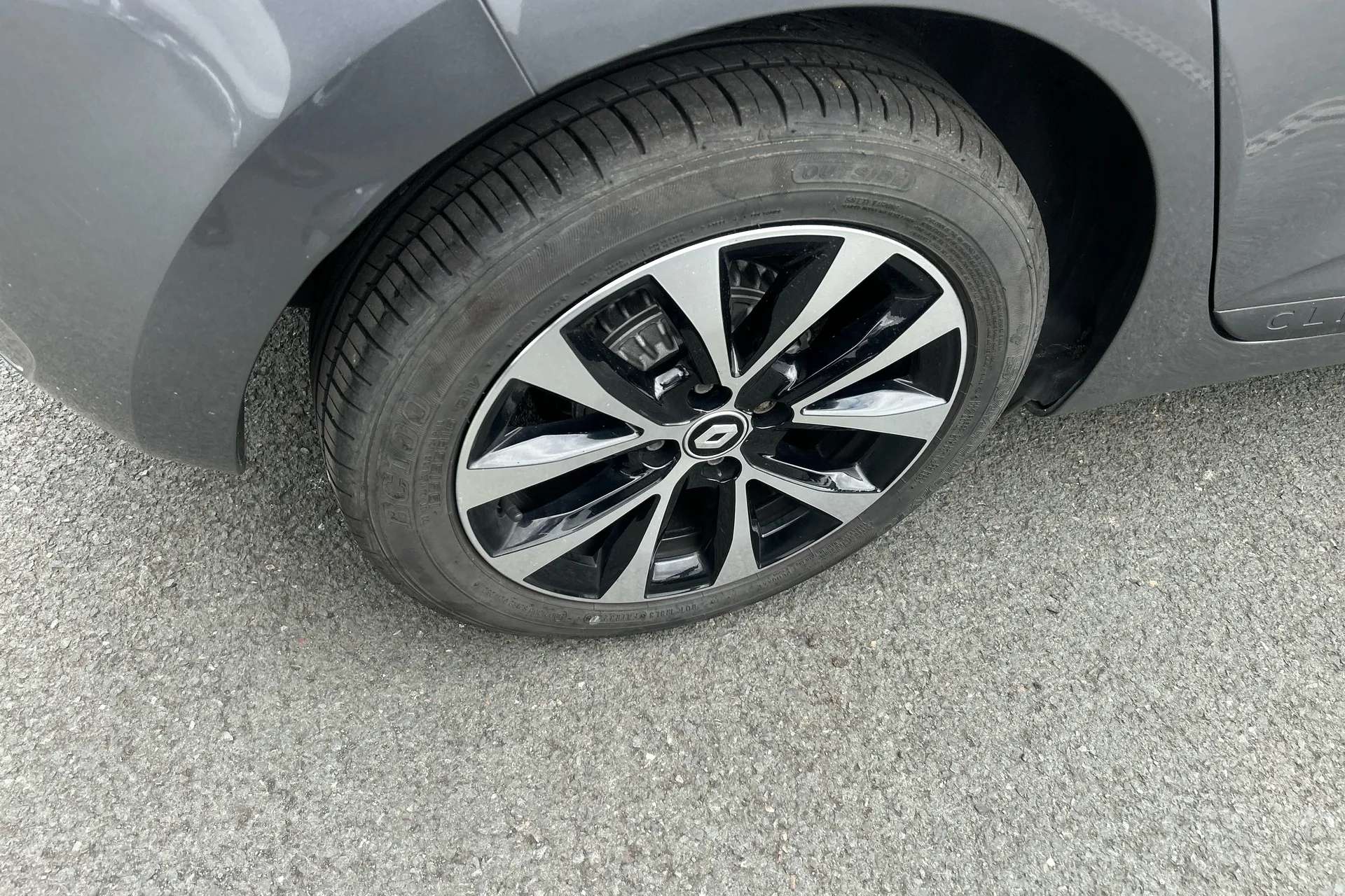 2023 RENAULT CLIO 2023 RENAULT CLIO