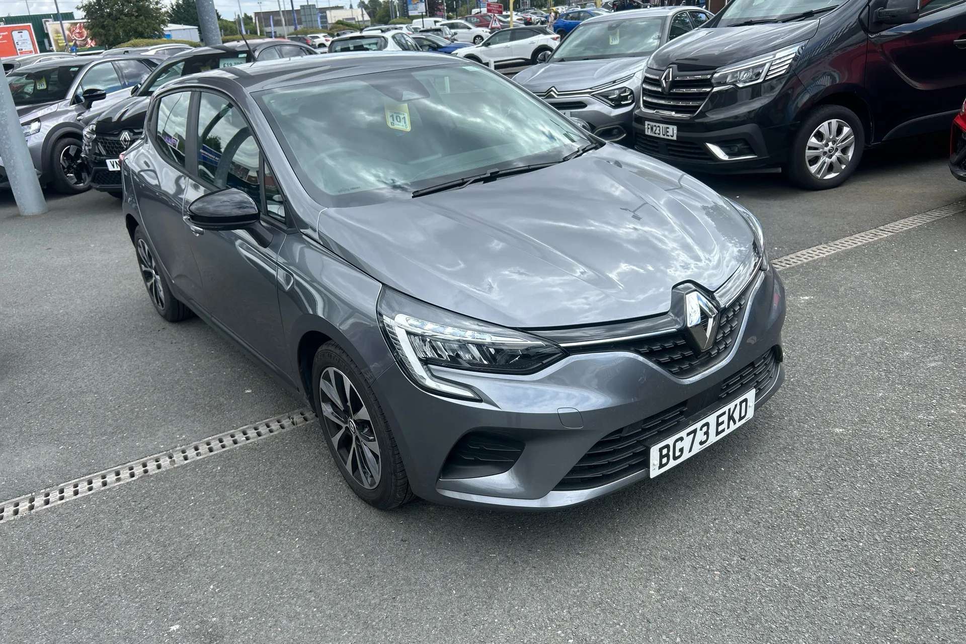 2023 RENAULT CLIO 2023 RENAULT CLIO