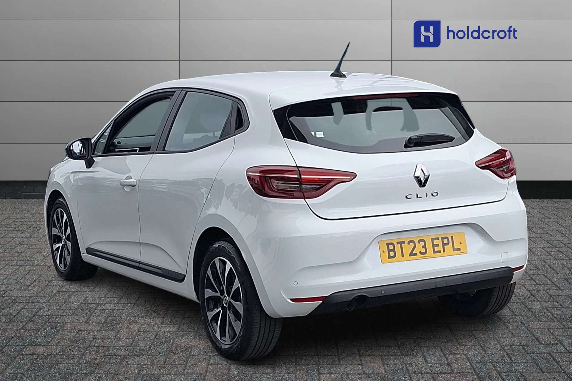 A 2023 RENAULT CLIO 1.0 TCe 90 Evolution 5dr A 2023 RENAULT CLIO 1.0 TCe 90 Evolution 5dr