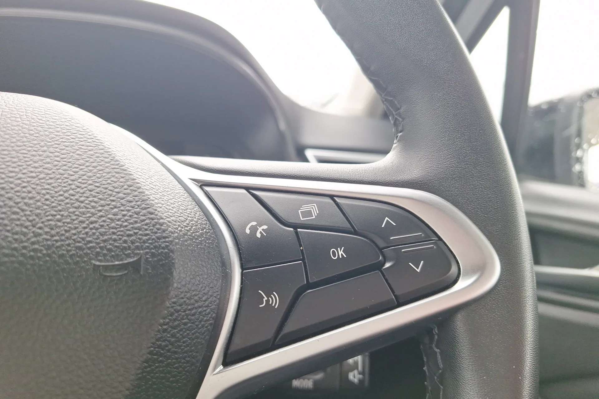 2023 RENAULT CLIO 2023 RENAULT CLIO