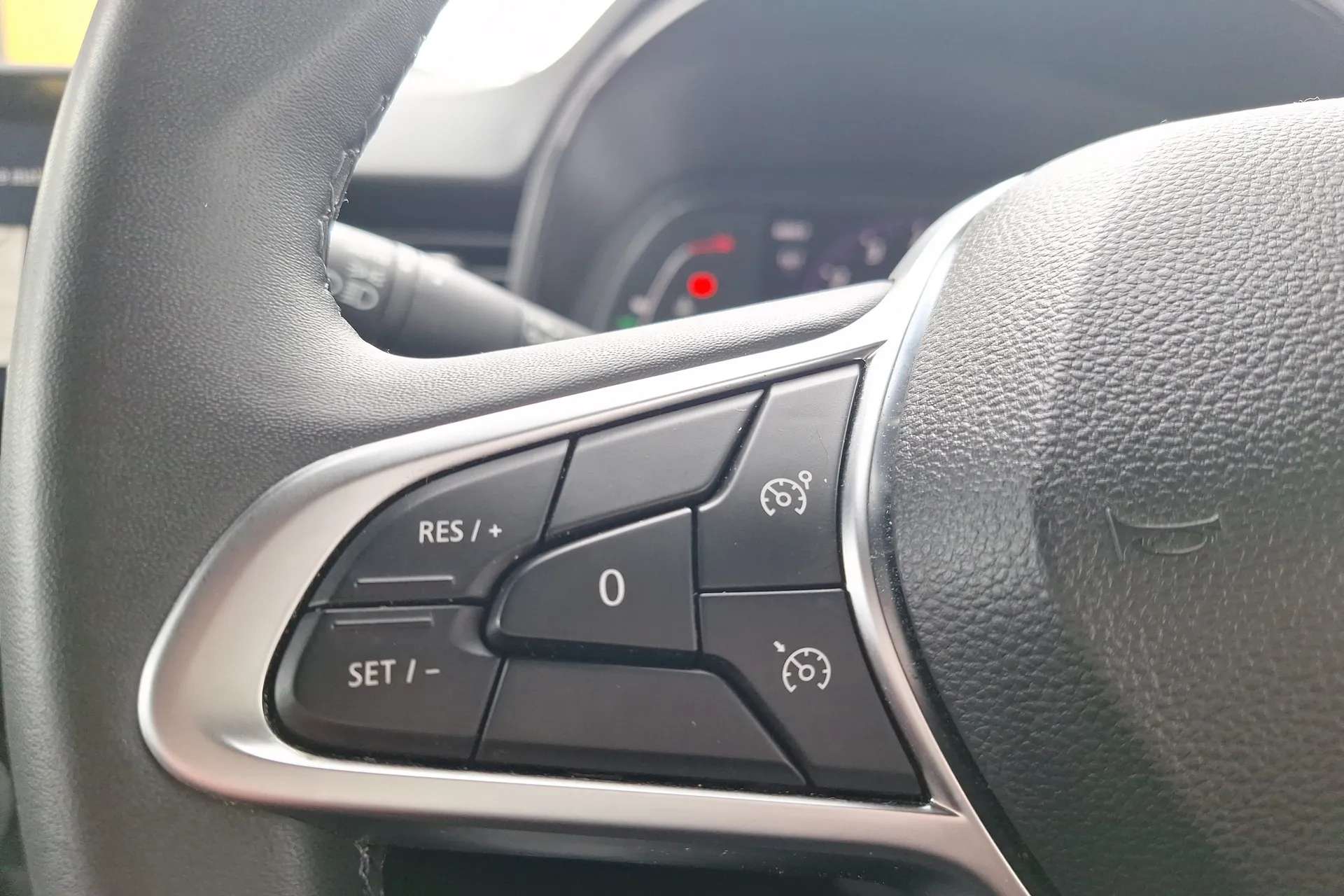 2023 RENAULT CLIO 2023 RENAULT CLIO