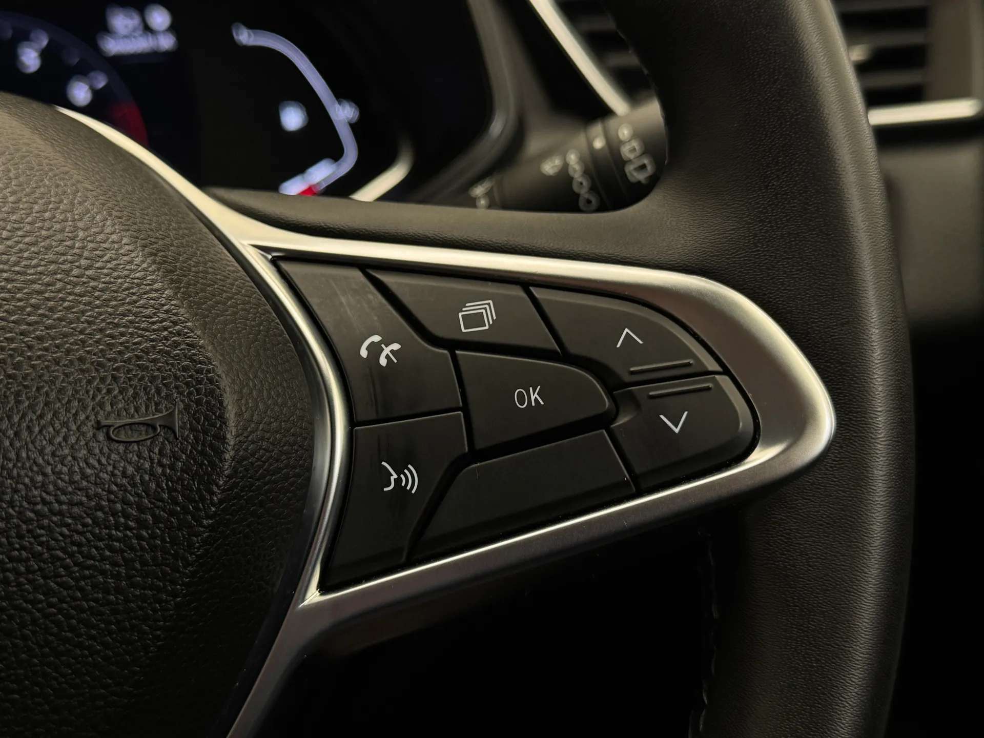 2023 RENAULT CLIO 2023 RENAULT CLIO