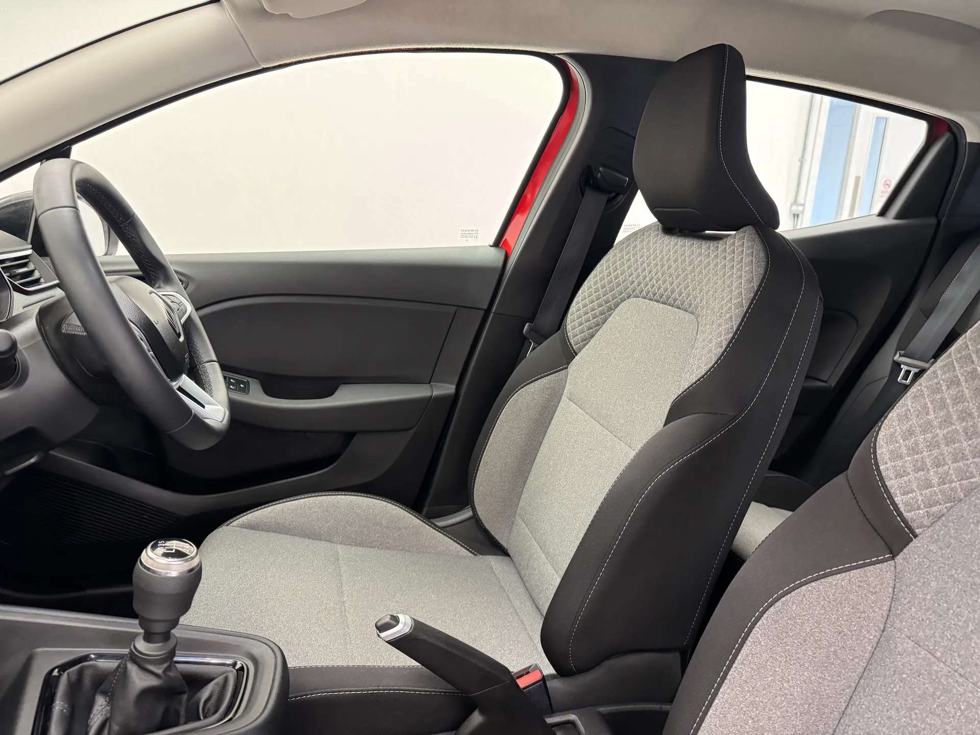 2024 RENAULT CLIO 2024 RENAULT CLIO