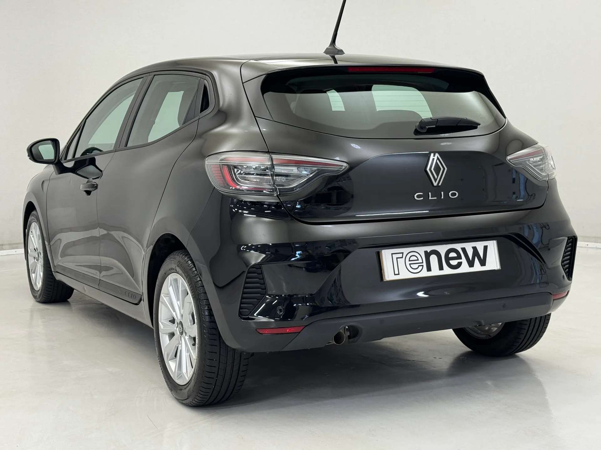 2024 RENAULT CLIO 2024 RENAULT CLIO