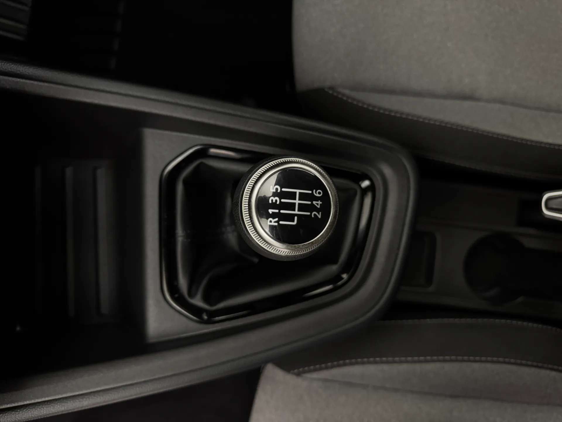 2024 RENAULT CLIO 2024 RENAULT CLIO