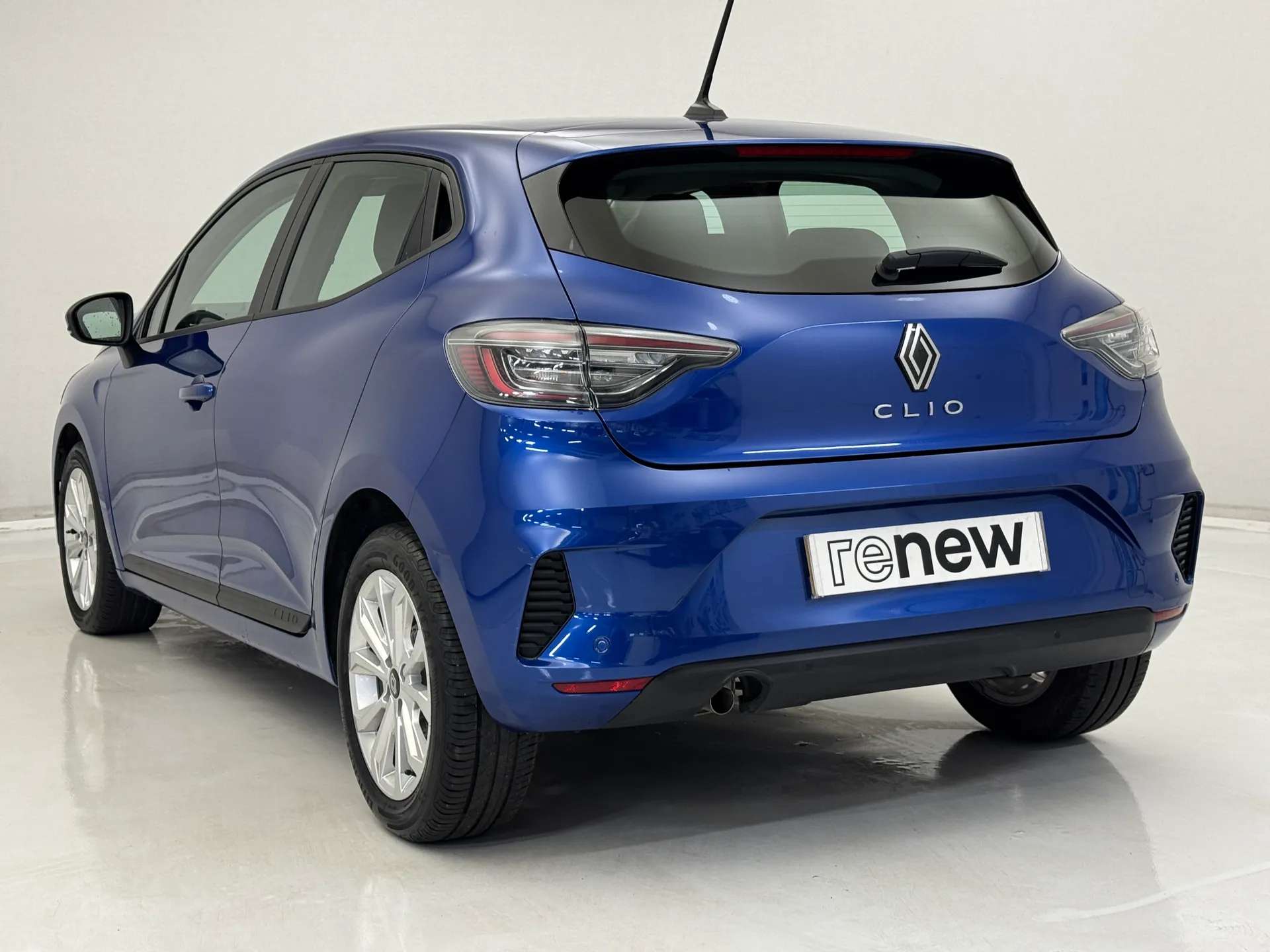 2024 RENAULT CLIO 2024 RENAULT CLIO