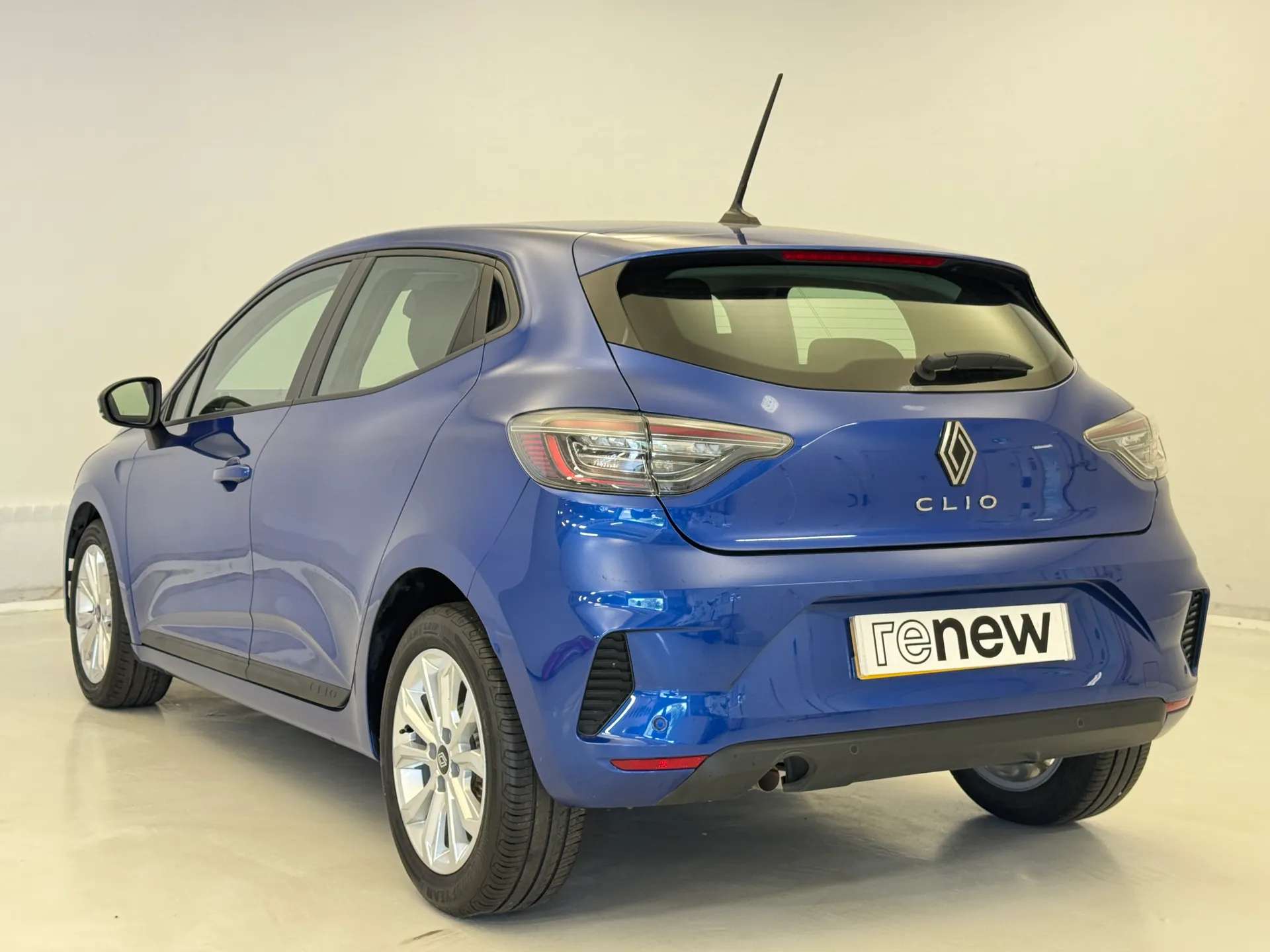 2024 RENAULT CLIO 2024 RENAULT CLIO