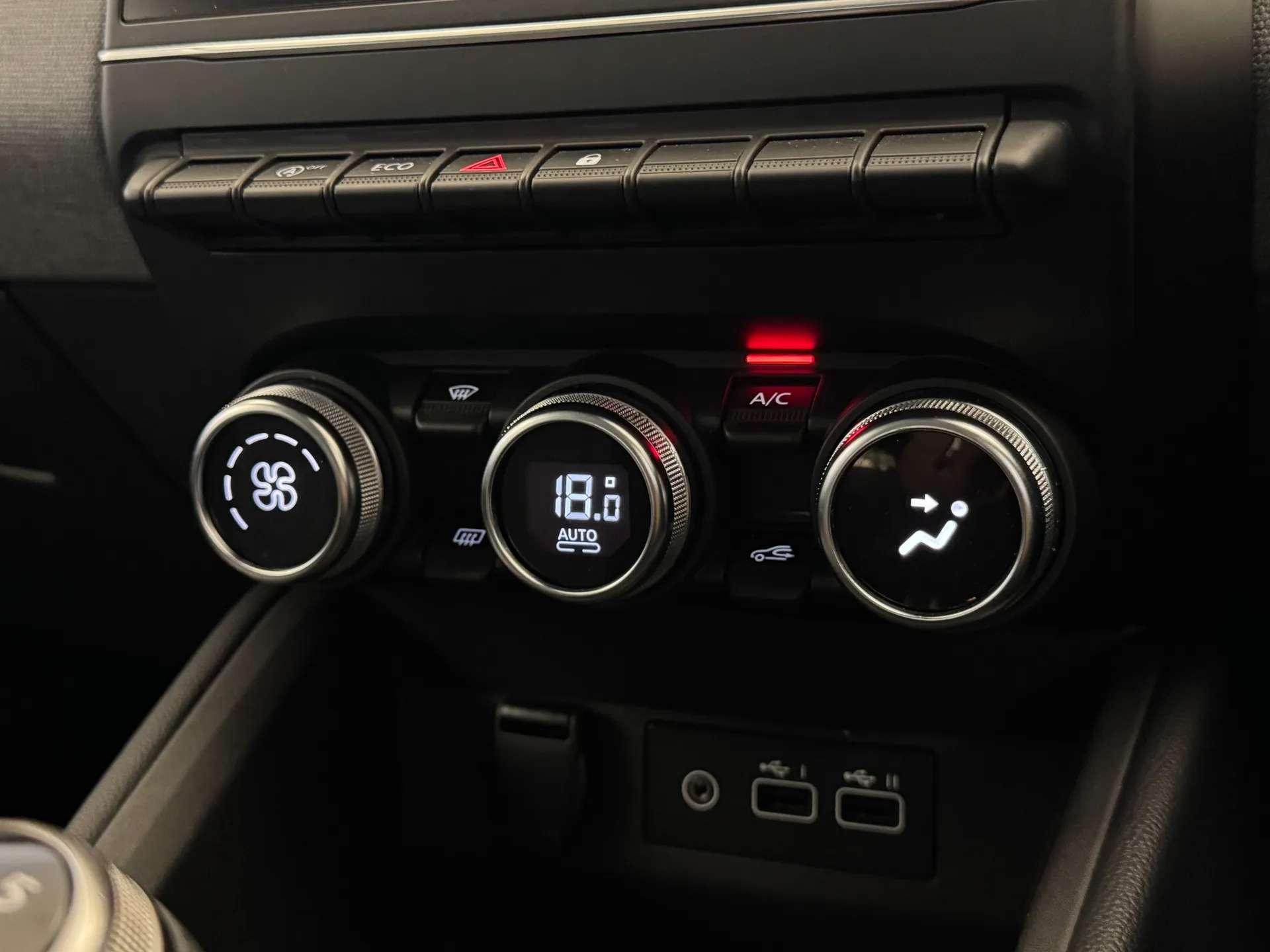 2024 RENAULT CLIO 2024 RENAULT CLIO