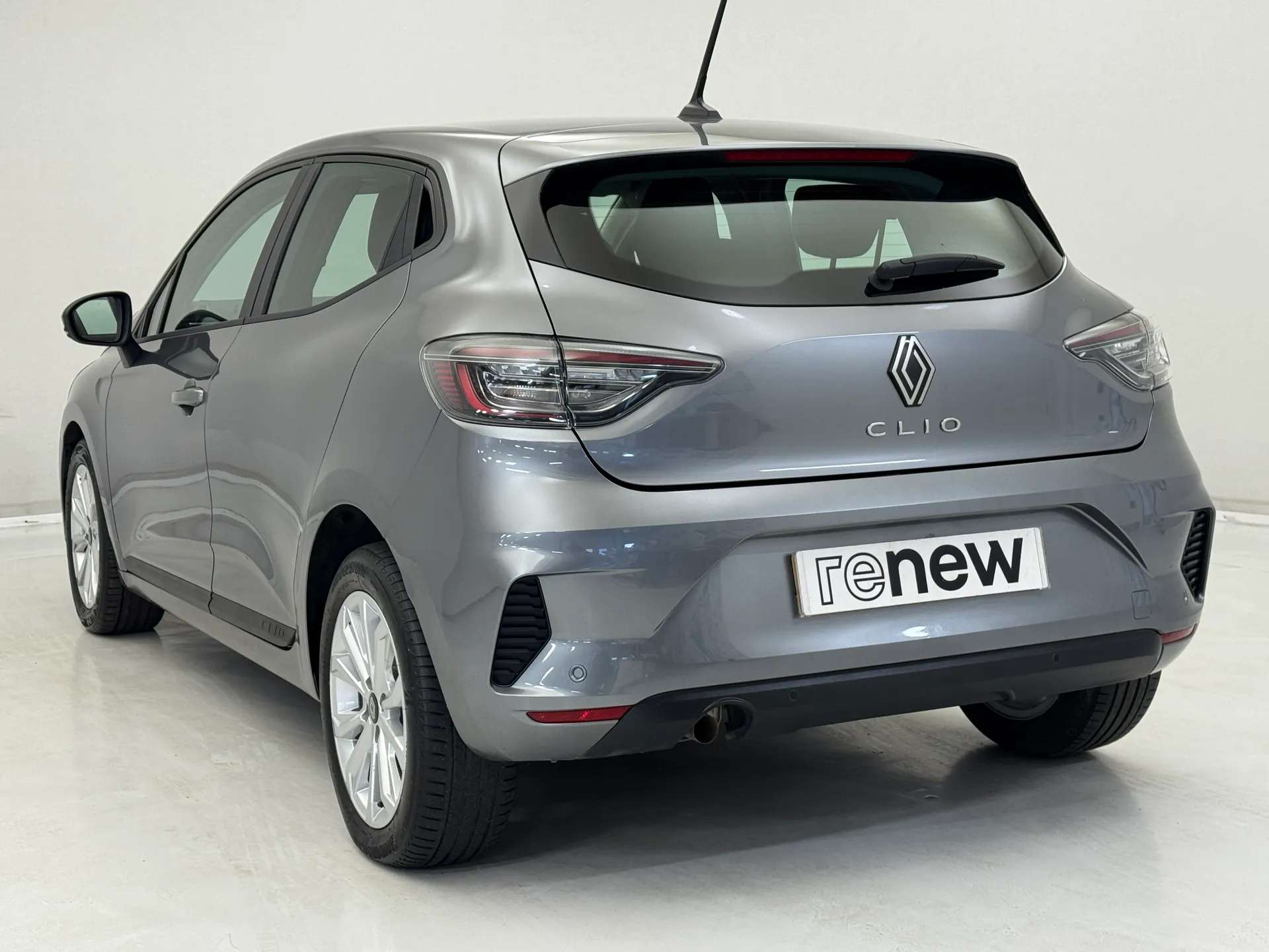 2024 RENAULT CLIO 2024 RENAULT CLIO