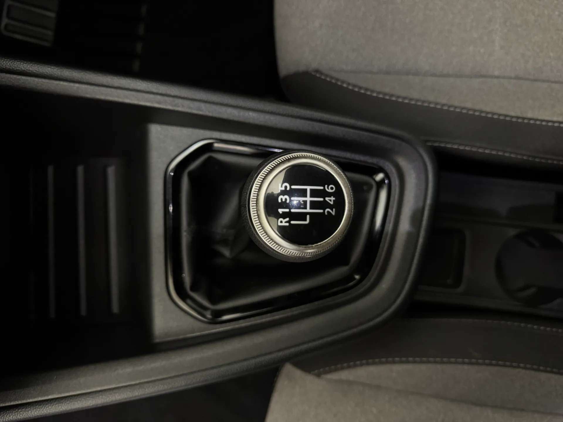 2024 RENAULT CLIO 2024 RENAULT CLIO