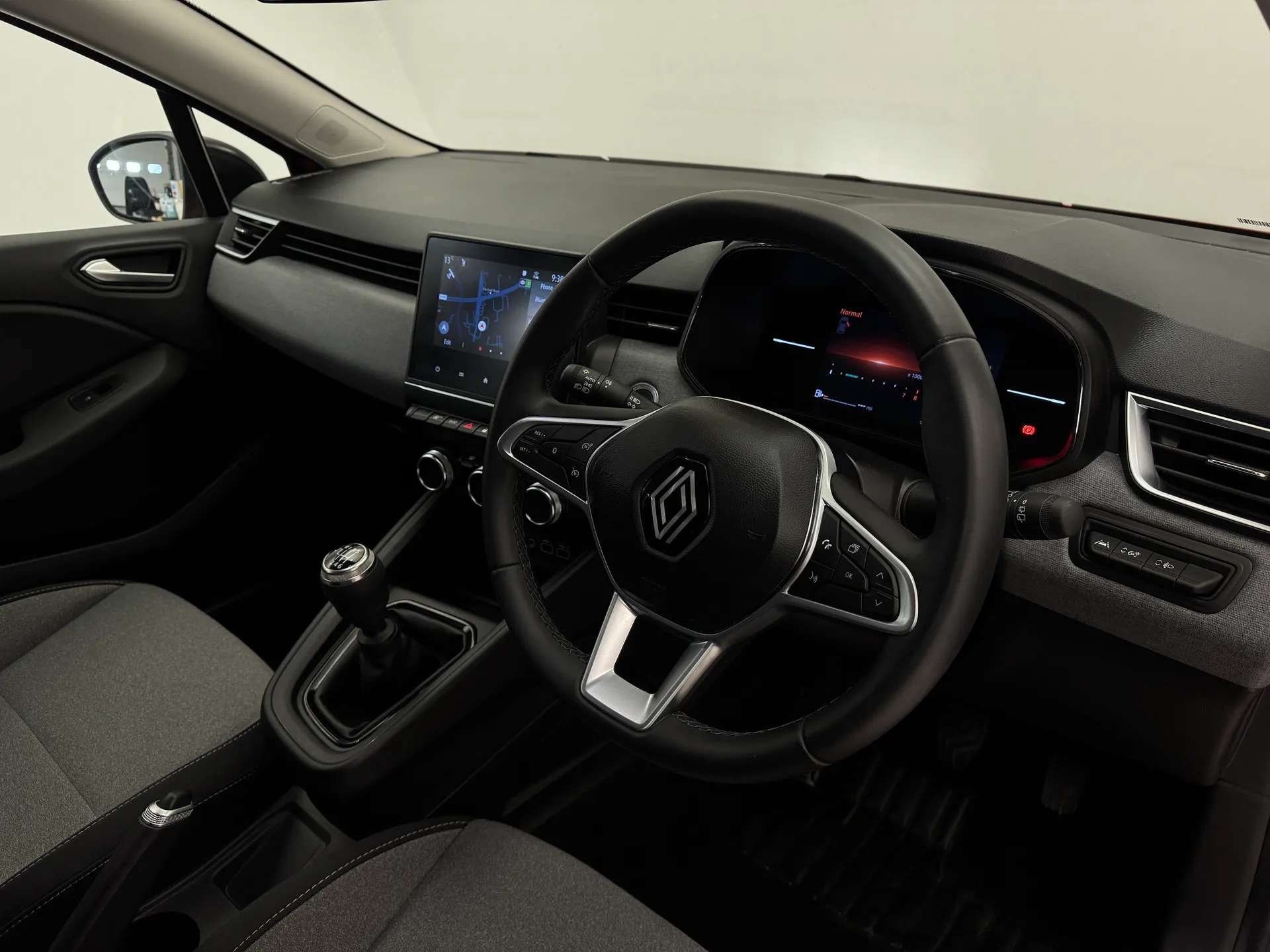 2024 RENAULT CLIO 2024 RENAULT CLIO