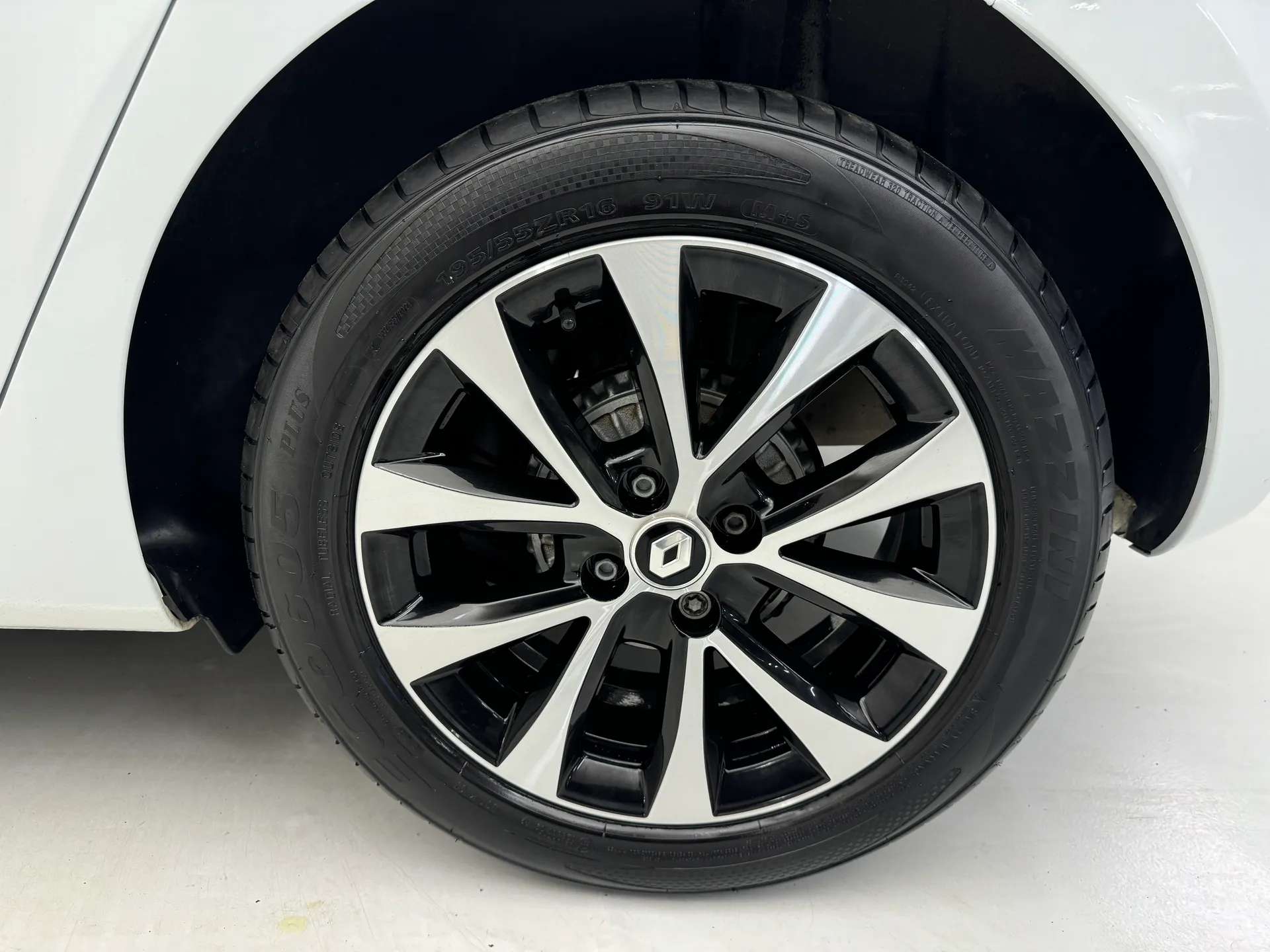 2022 RENAULT CLIO 2022 RENAULT CLIO