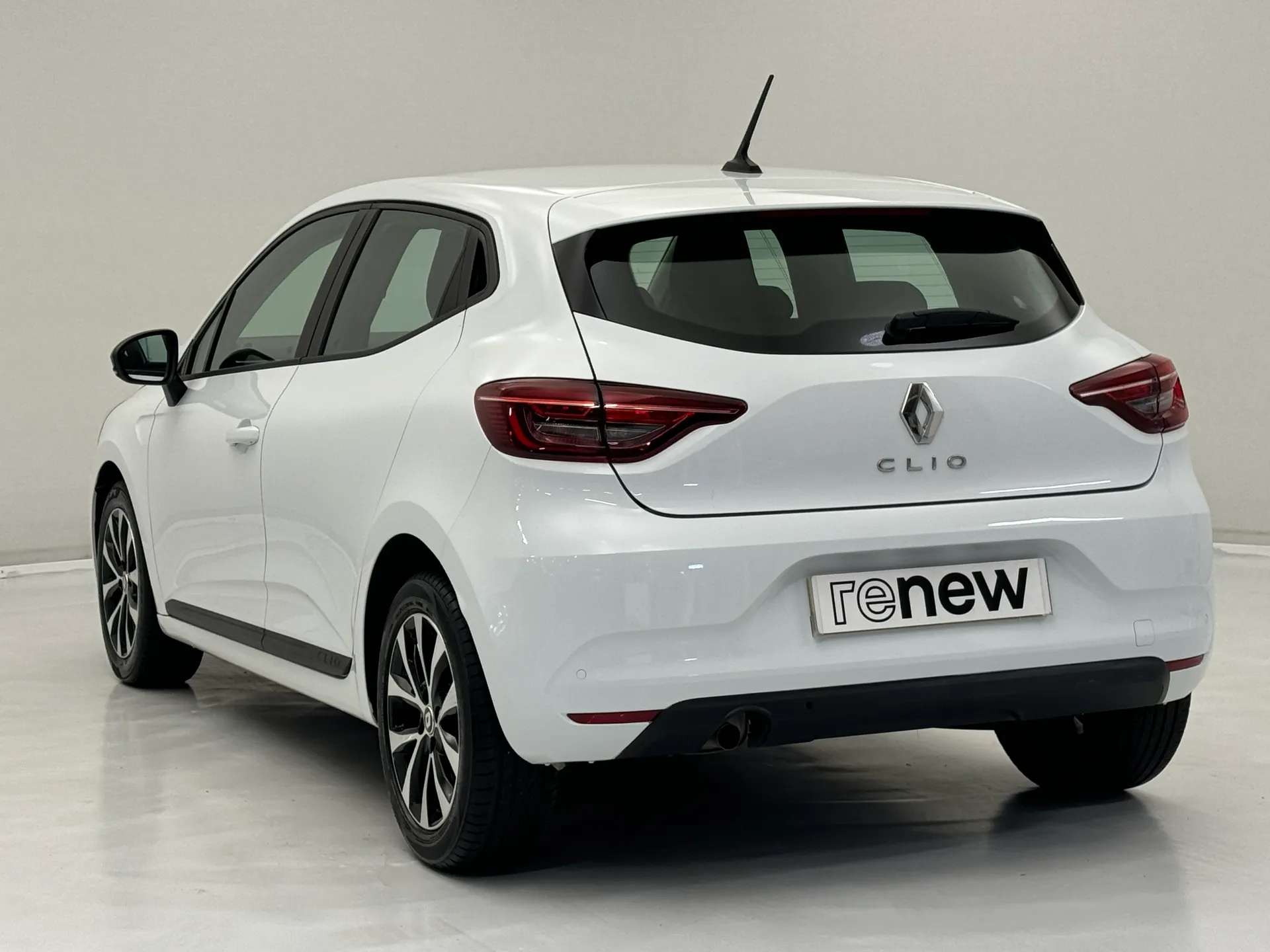 2022 RENAULT CLIO 2022 RENAULT CLIO