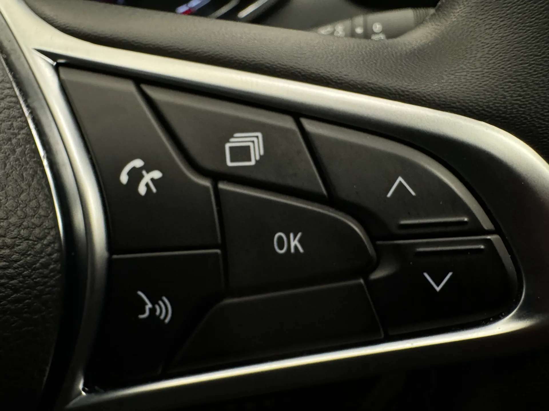 2022 RENAULT CLIO 2022 RENAULT CLIO