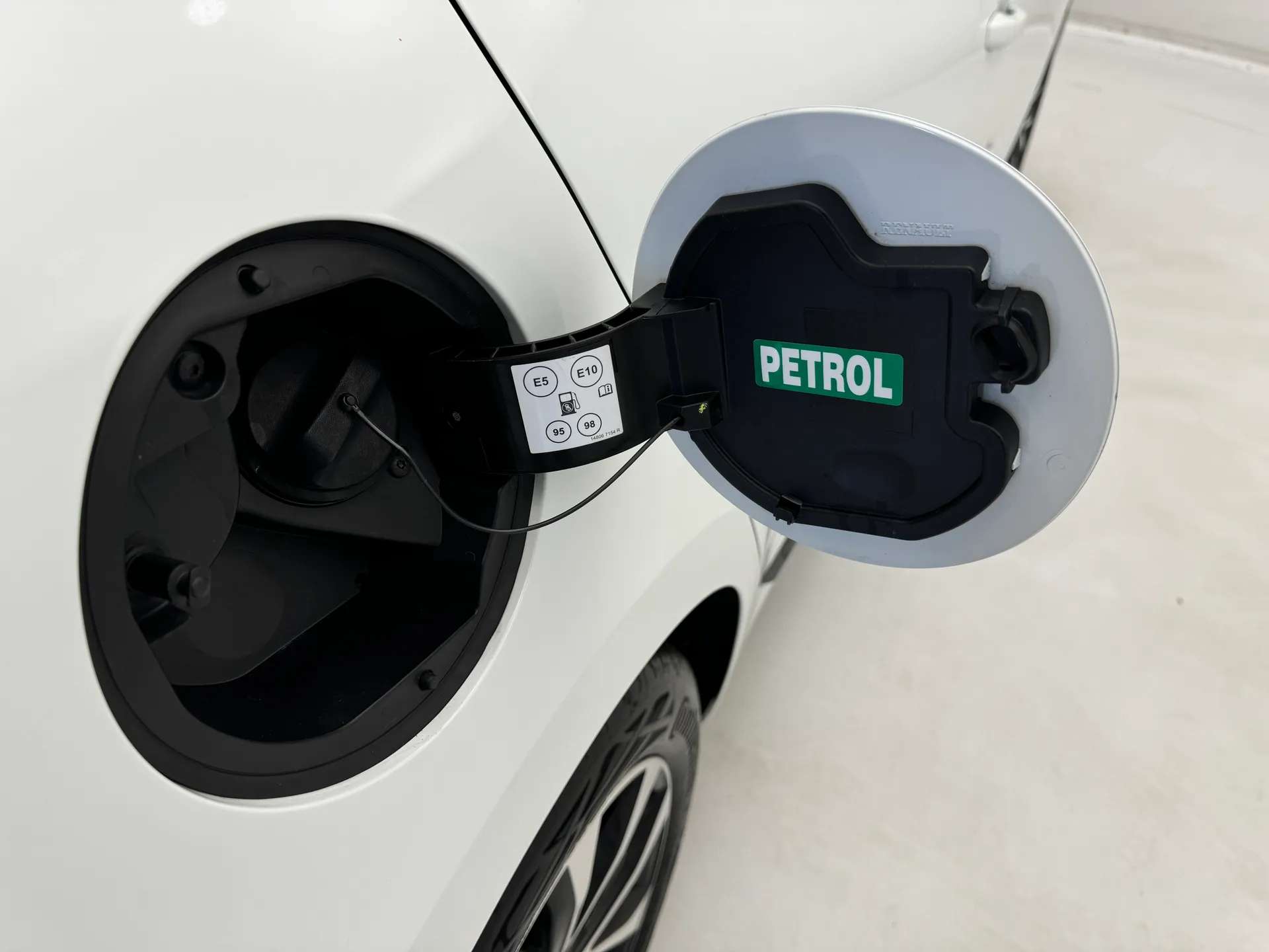 2022 RENAULT CLIO 2022 RENAULT CLIO