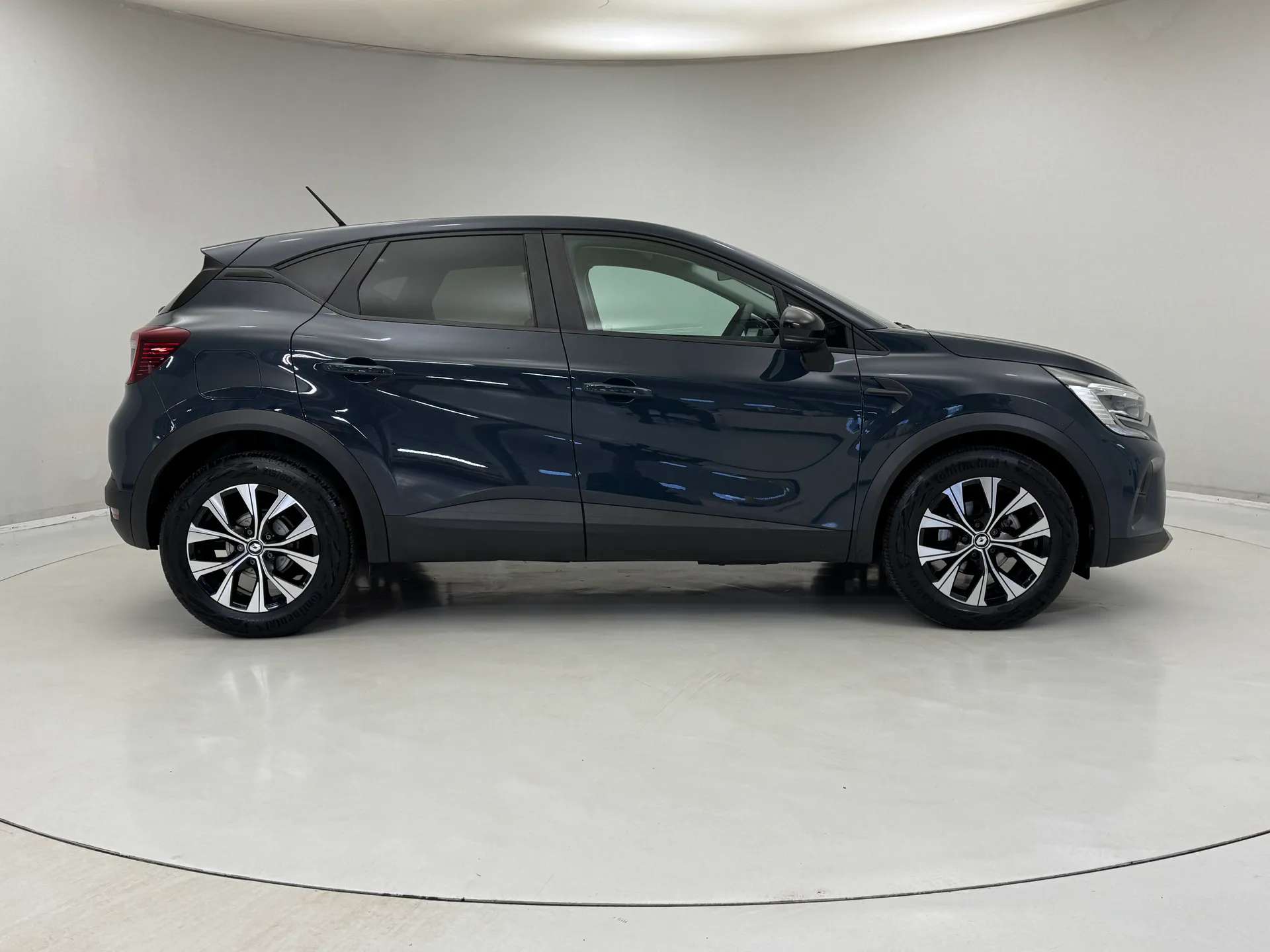 2022 RENAULT CAPTUR 2022 RENAULT CAPTUR