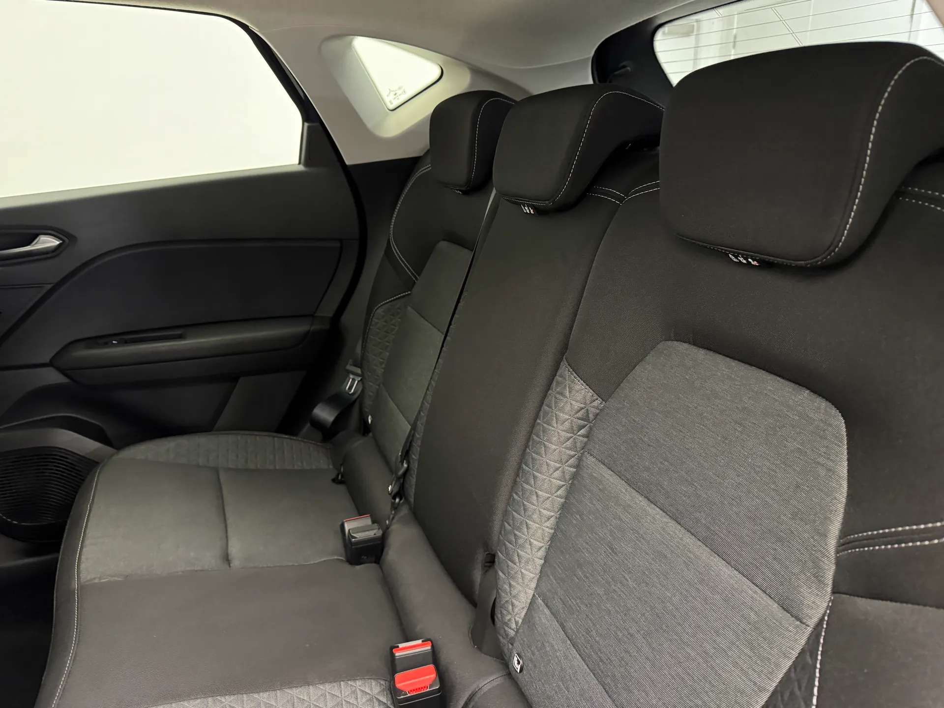 2022 RENAULT CAPTUR 2022 RENAULT CAPTUR