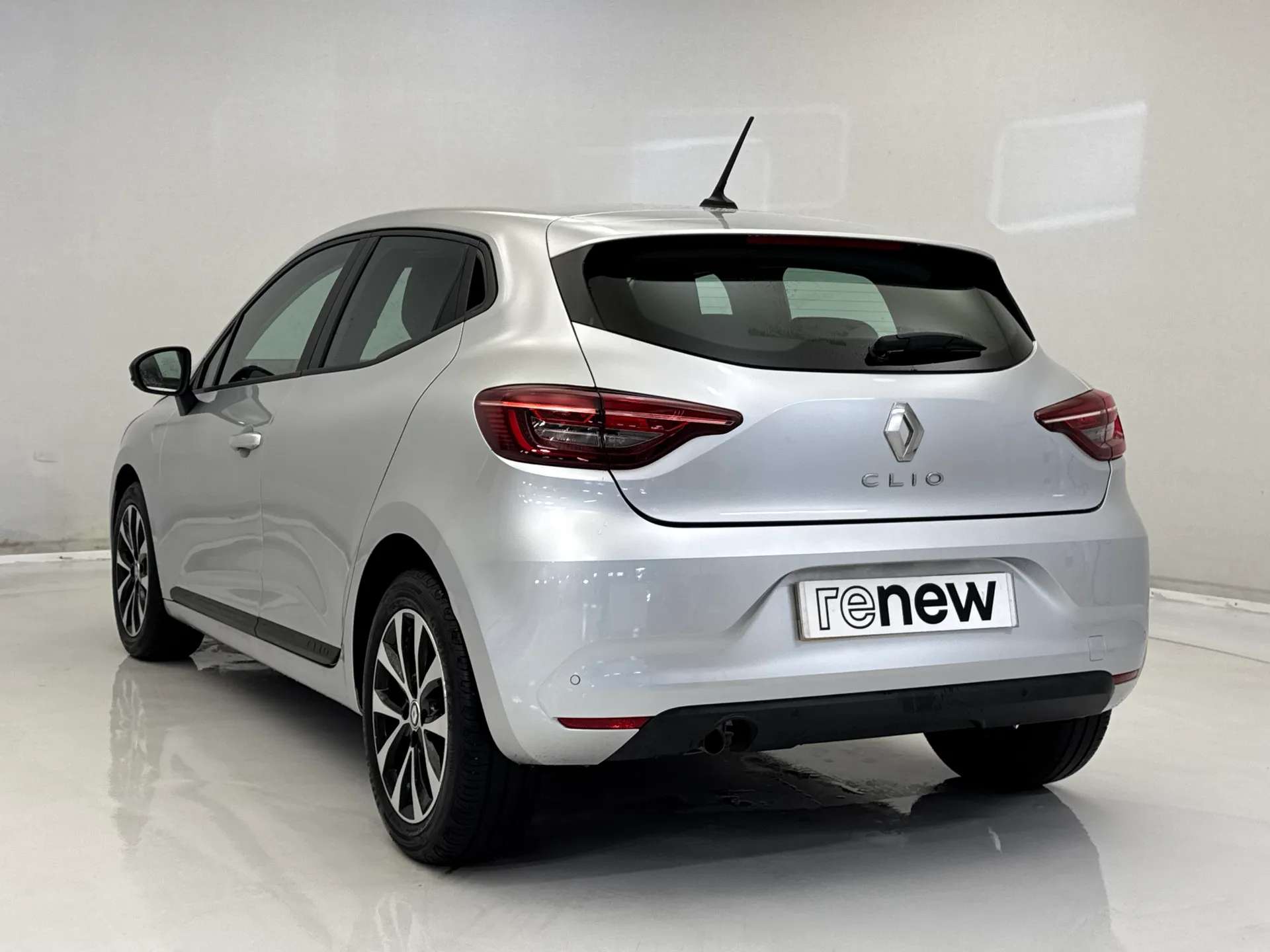 2023 RENAULT CLIO 2023 RENAULT CLIO