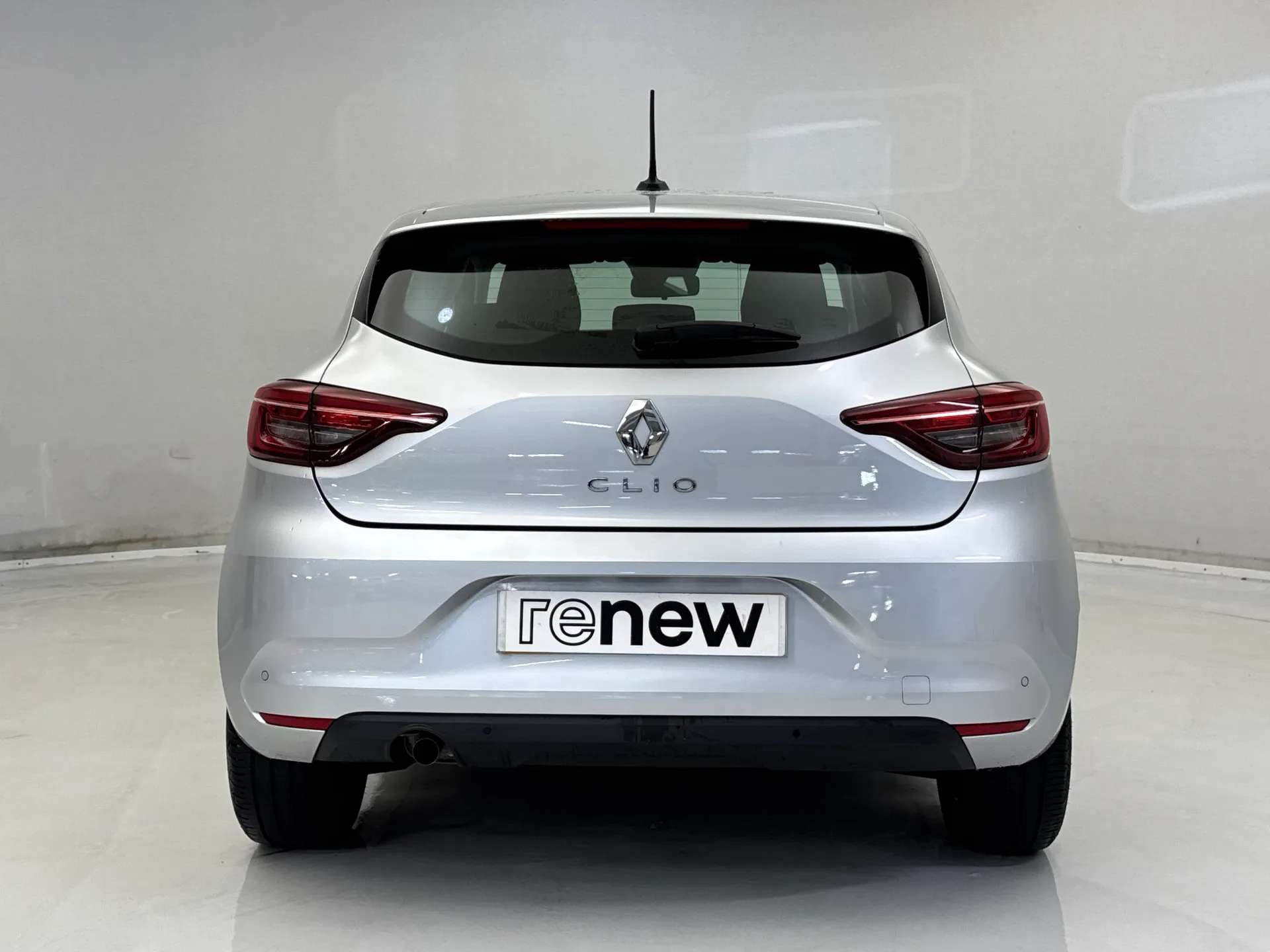 A 2023 RENAULT CLIO 1.0 TCe 90 Evolution 5dr A 2023 RENAULT CLIO 1.0 TCe 90 Evolution 5dr