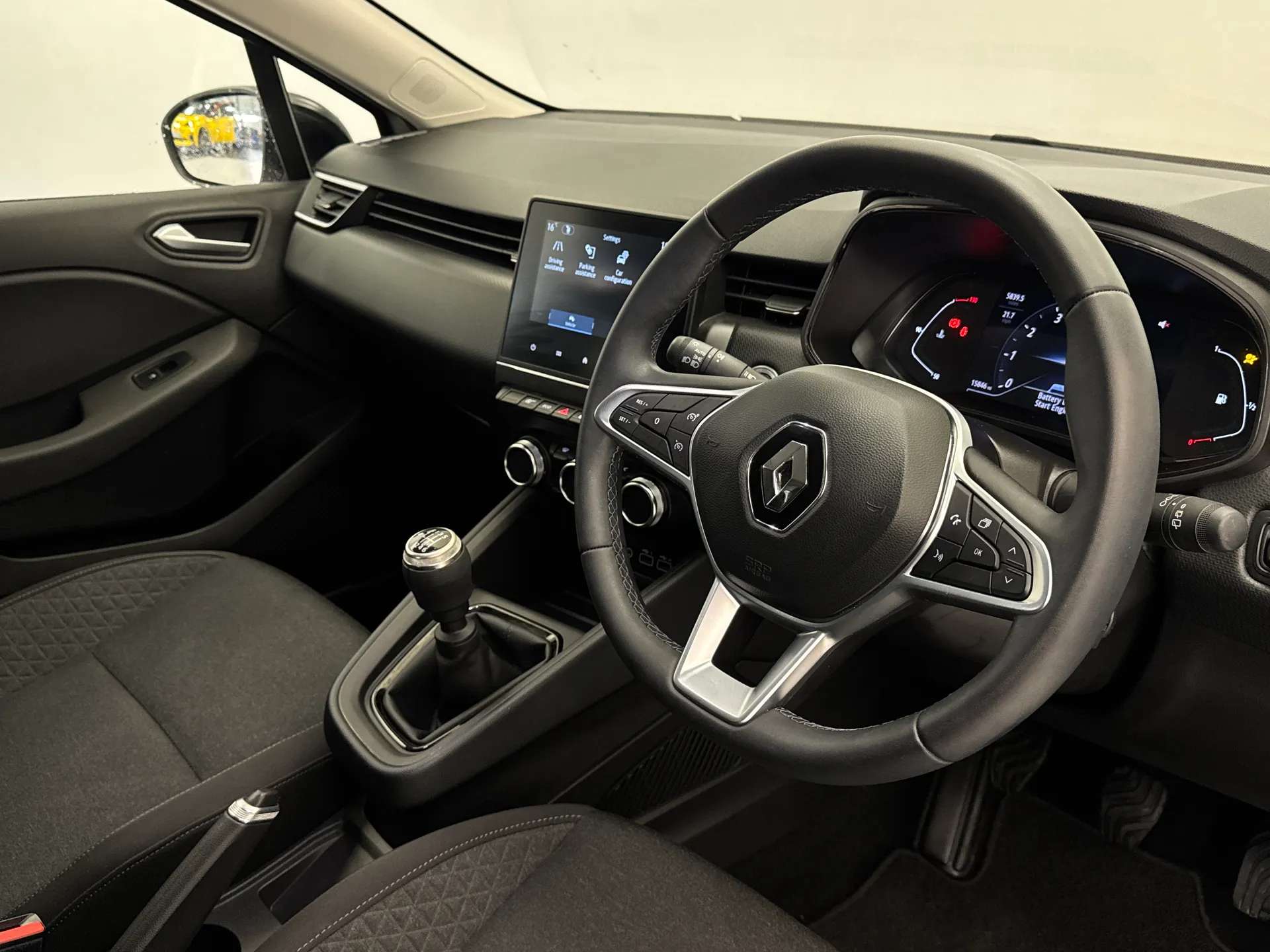 2023 RENAULT CLIO 2023 RENAULT CLIO