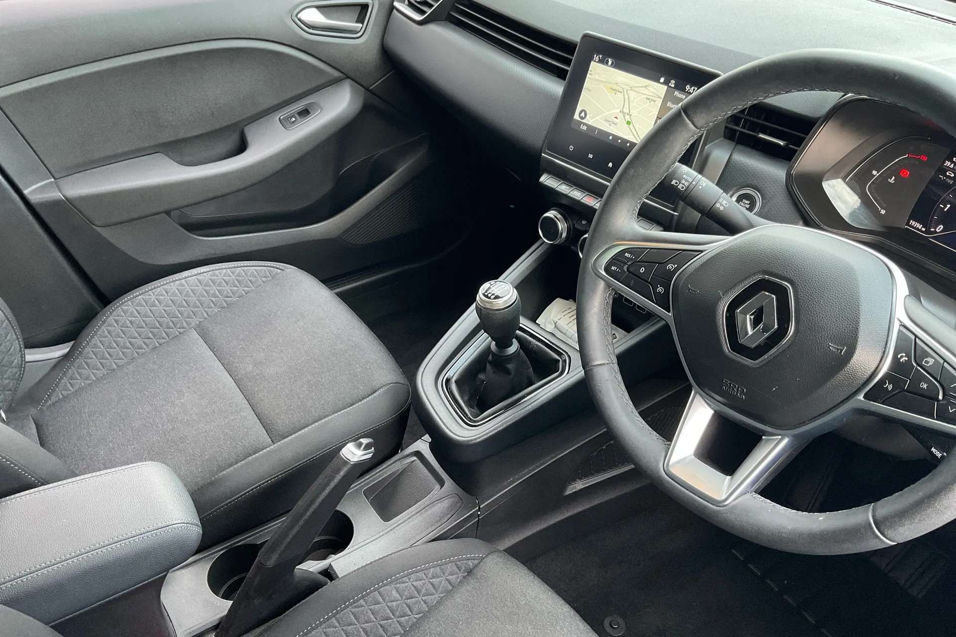 0 RENAULT CLIO 0 RENAULT CLIO