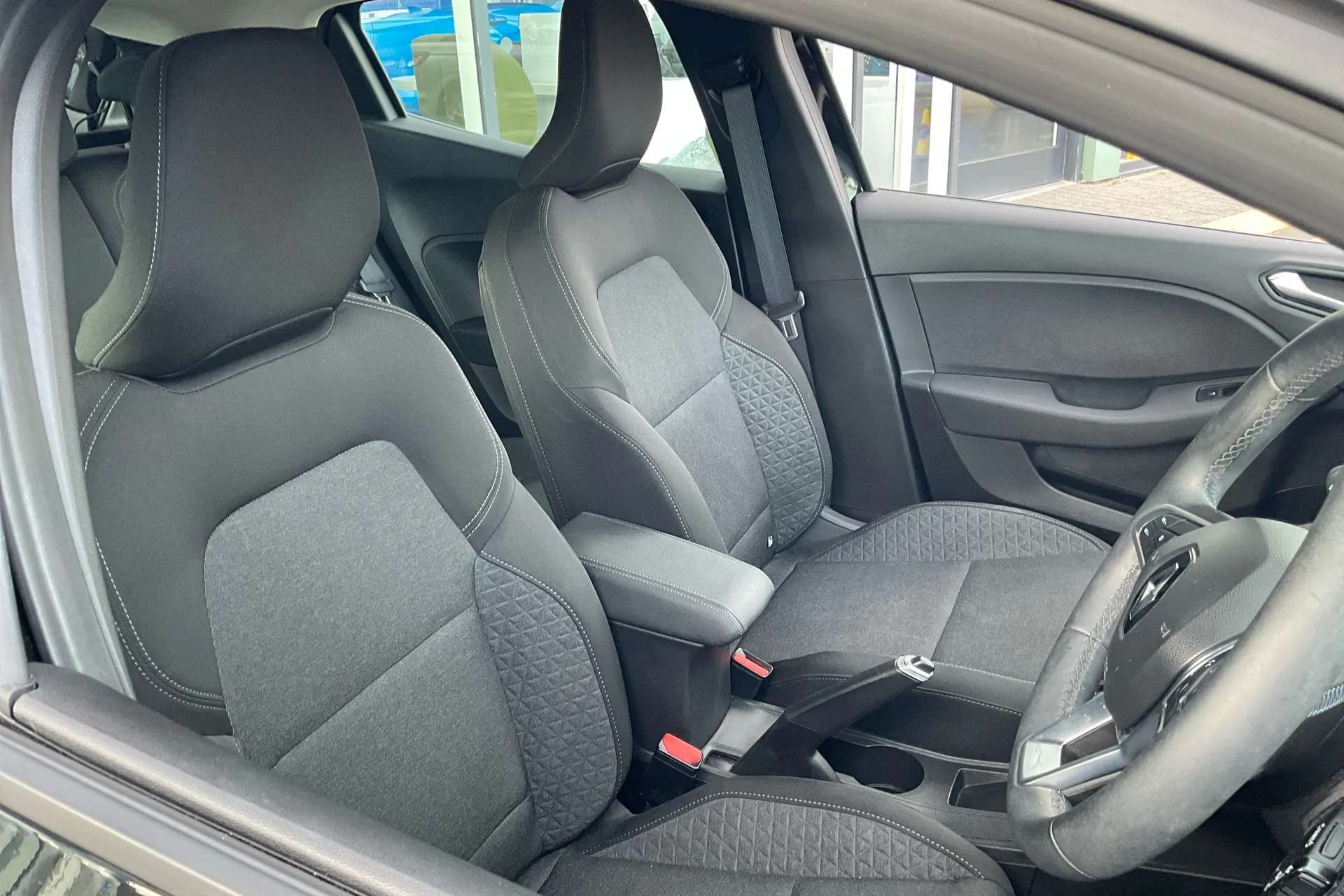 0 RENAULT CLIO 0 RENAULT CLIO