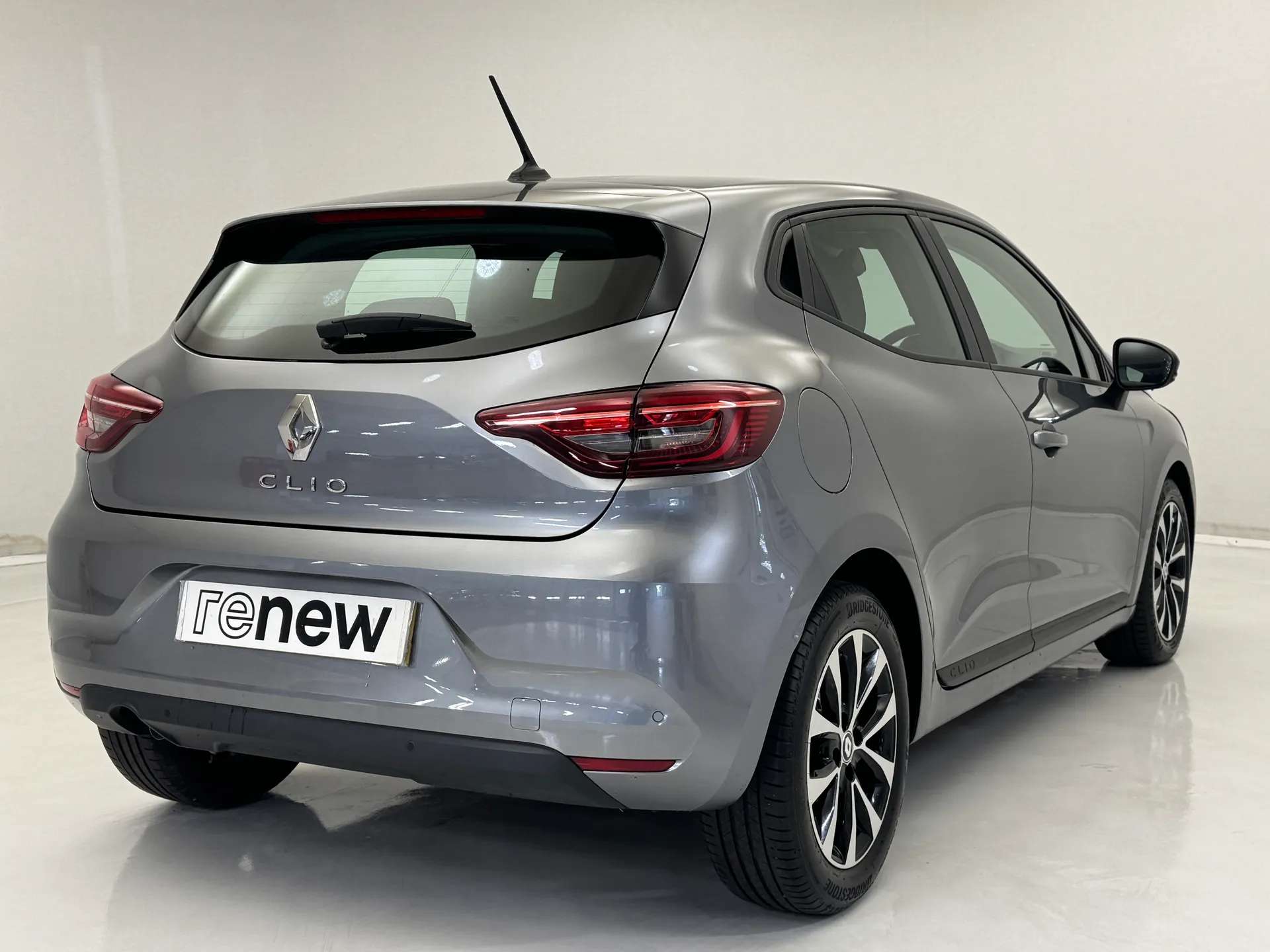 2023 RENAULT CLIO 2023 RENAULT CLIO