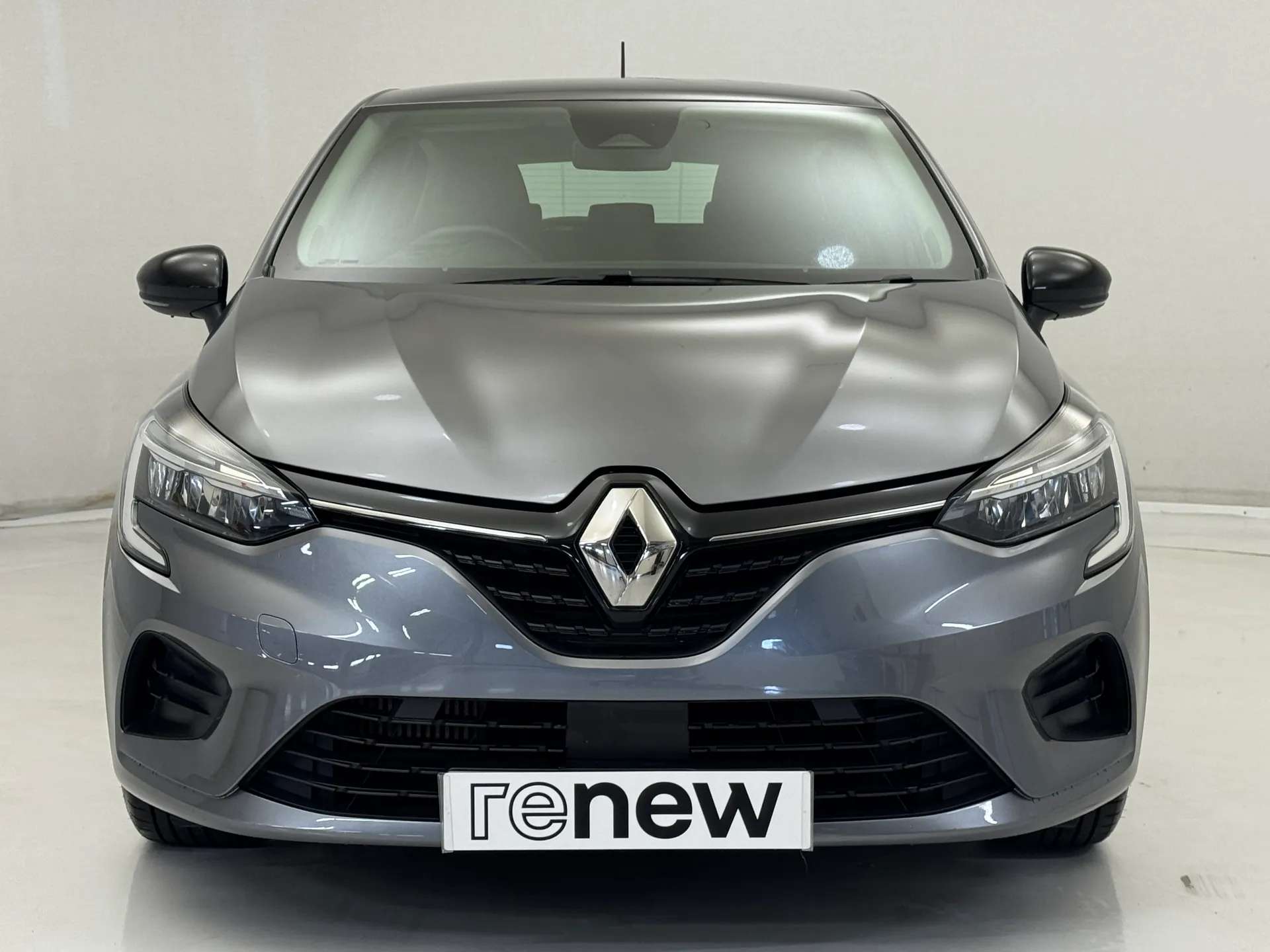 A 2023 RENAULT CLIO 1.0 TCe 90 Evolution 5dr A 2023 RENAULT CLIO 1.0 TCe 90 Evolution 5dr