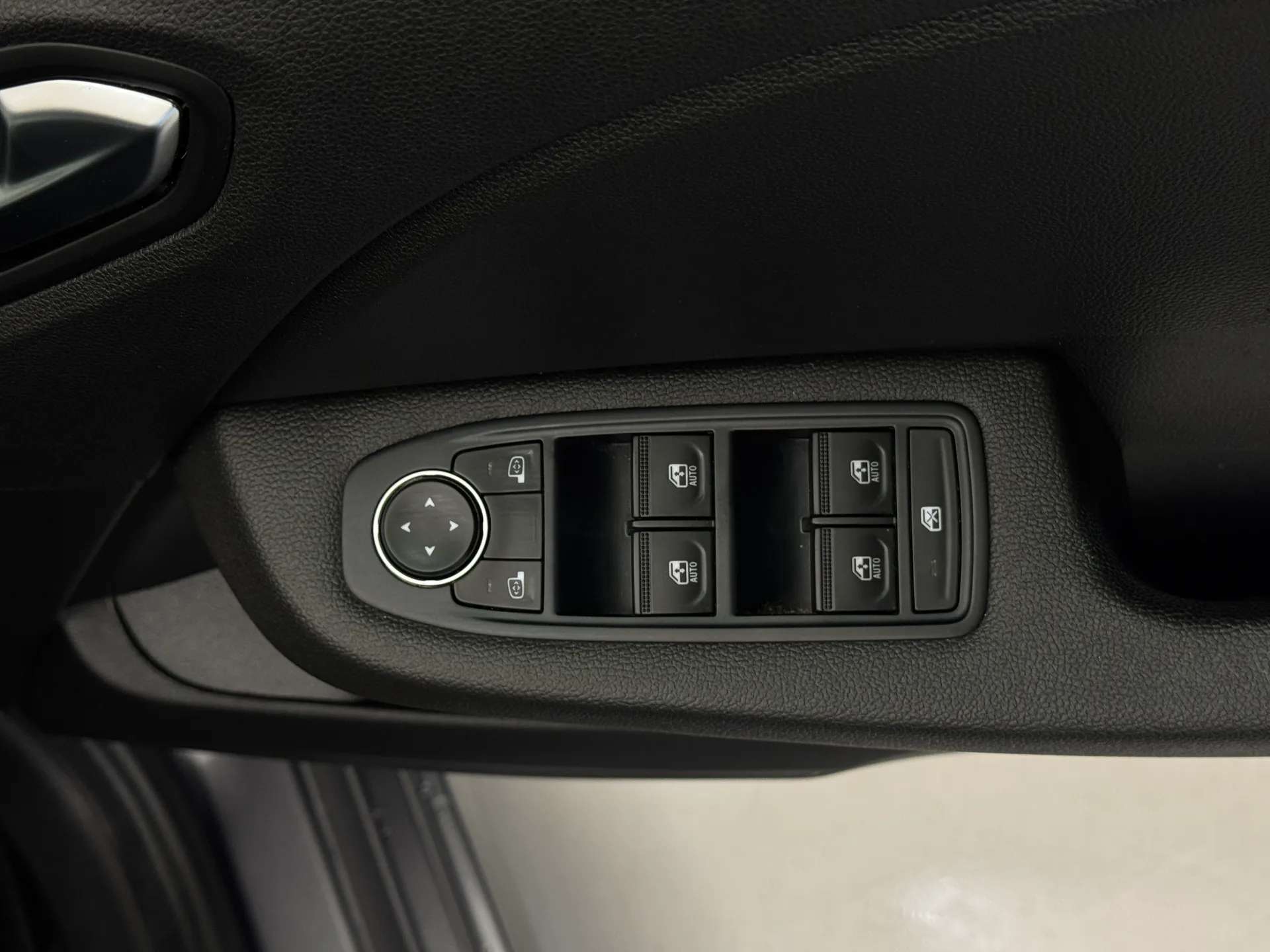 2023 RENAULT CLIO 2023 RENAULT CLIO