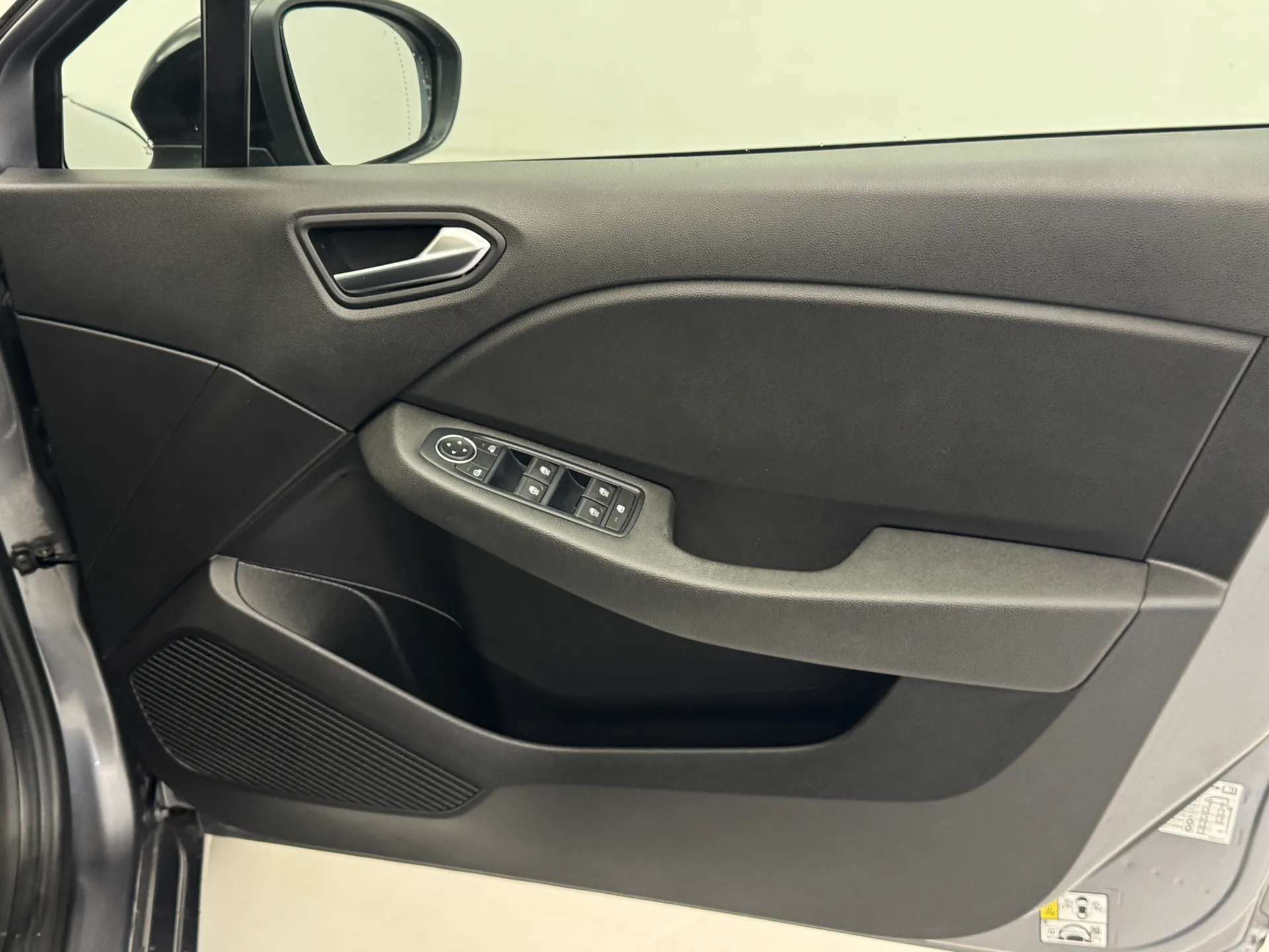 2023 RENAULT CLIO 2023 RENAULT CLIO