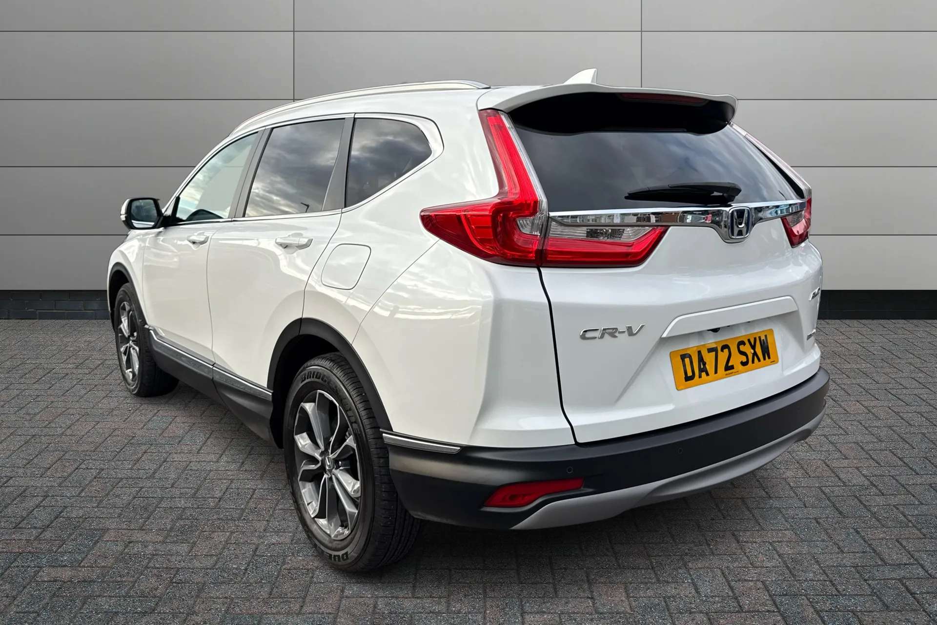 A 2022 HONDA CR-V 2.0 i-MMD Hybrid EX 5dr eCVT A 2022 HONDA CR-V 2.0 i-MMD Hybrid EX 5dr eCVT