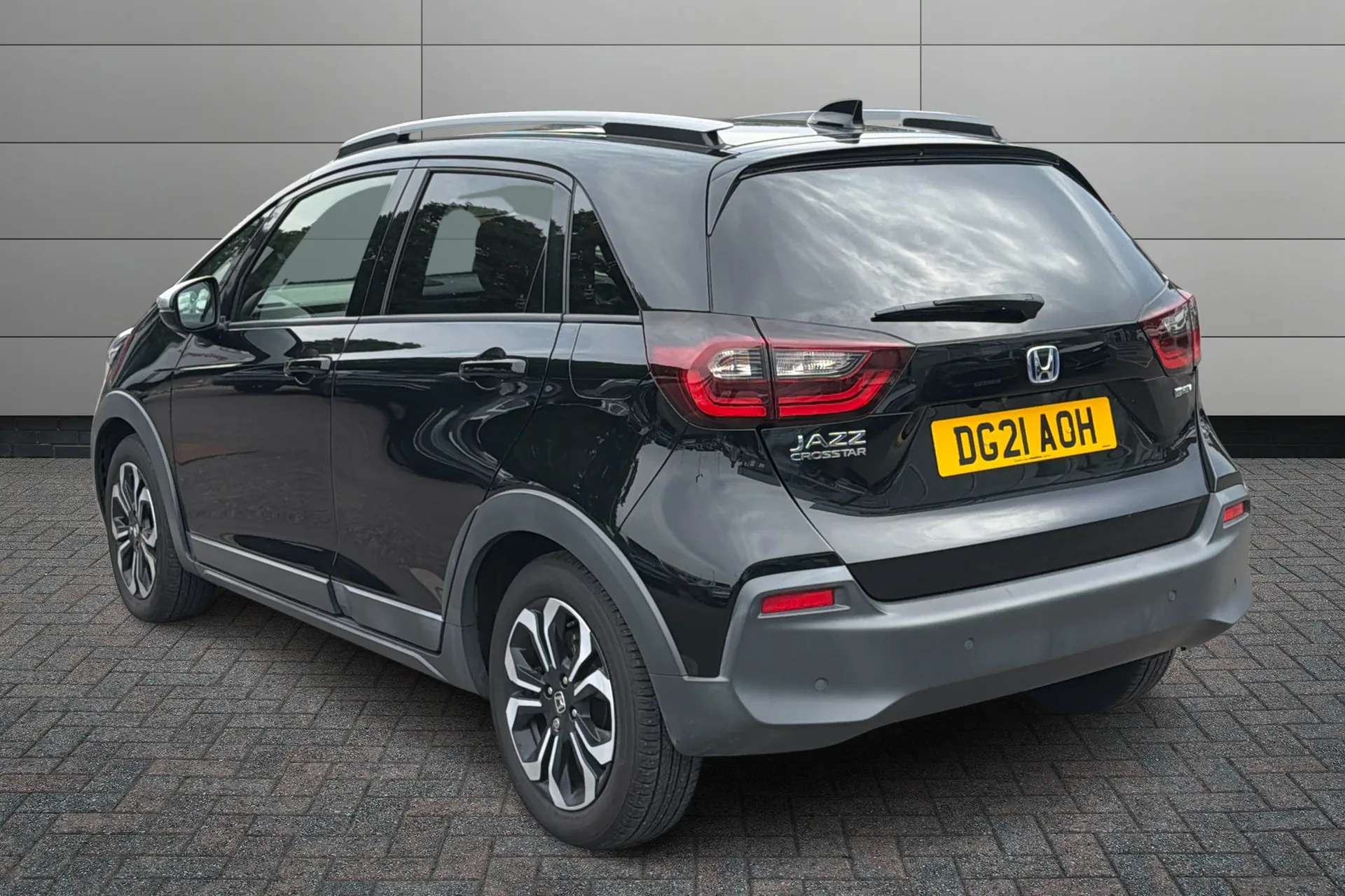 A 2021 HONDA JAZZ 1.5 i-MMD Hybrid Crosstar EX 5dr eCVT A 2021 HONDA JAZZ 1.5 i-MMD Hybrid Crosstar EX 5dr eCVT