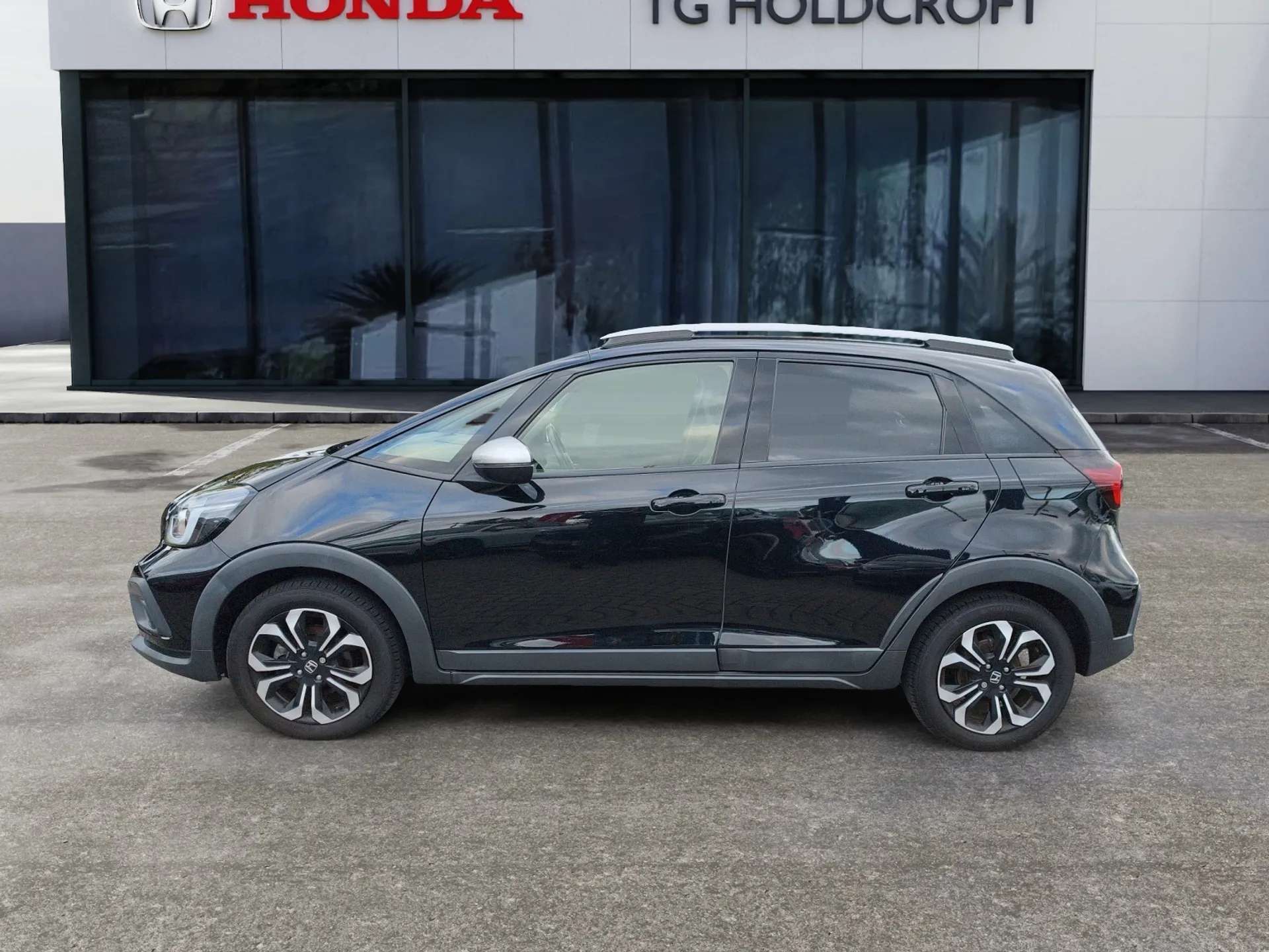 A 2021 HONDA JAZZ 1.5 i-MMD Hybrid Crosstar EX 5dr eCVT A 2021 HONDA JAZZ 1.5 i-MMD Hybrid Crosstar EX 5dr eCVT