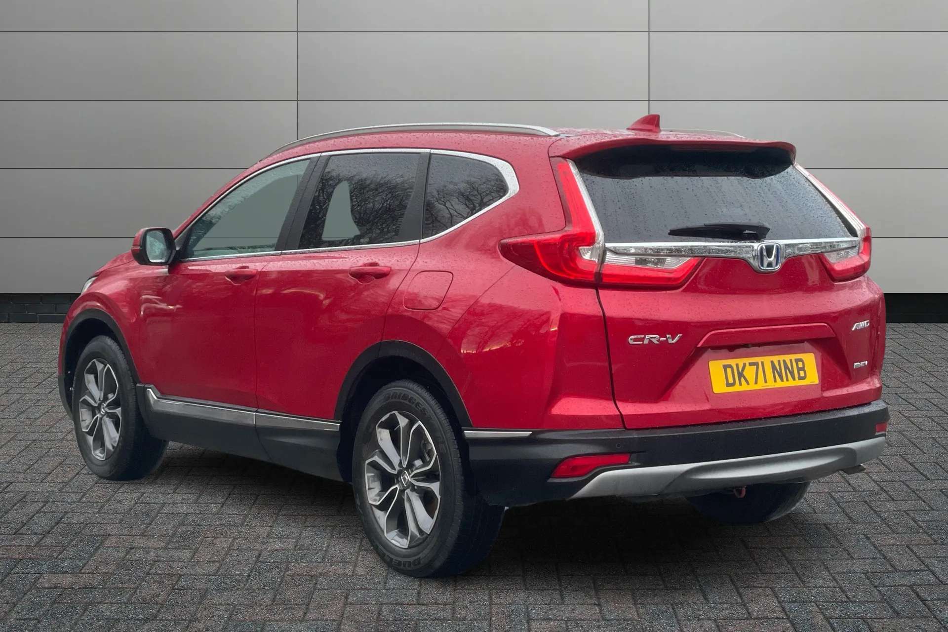 A 2021 HONDA CR-V 2.0 i-MMD Hybrid EX 5dr eCVT A 2021 HONDA CR-V 2.0 i-MMD Hybrid EX 5dr eCVT