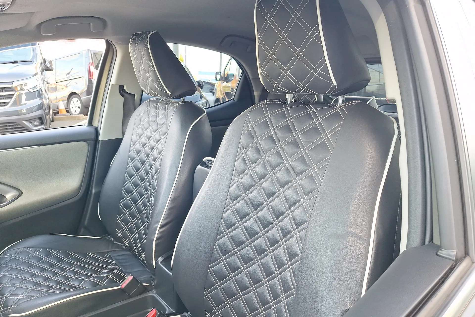 2022 TOYOTA YARIS 2022 TOYOTA YARIS