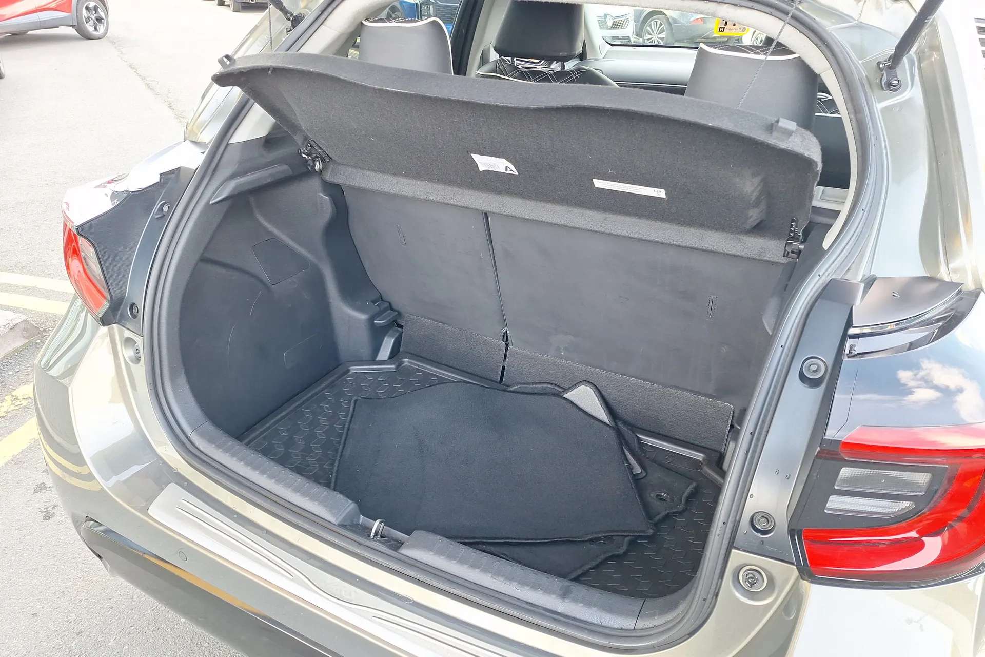 2022 TOYOTA YARIS 2022 TOYOTA YARIS