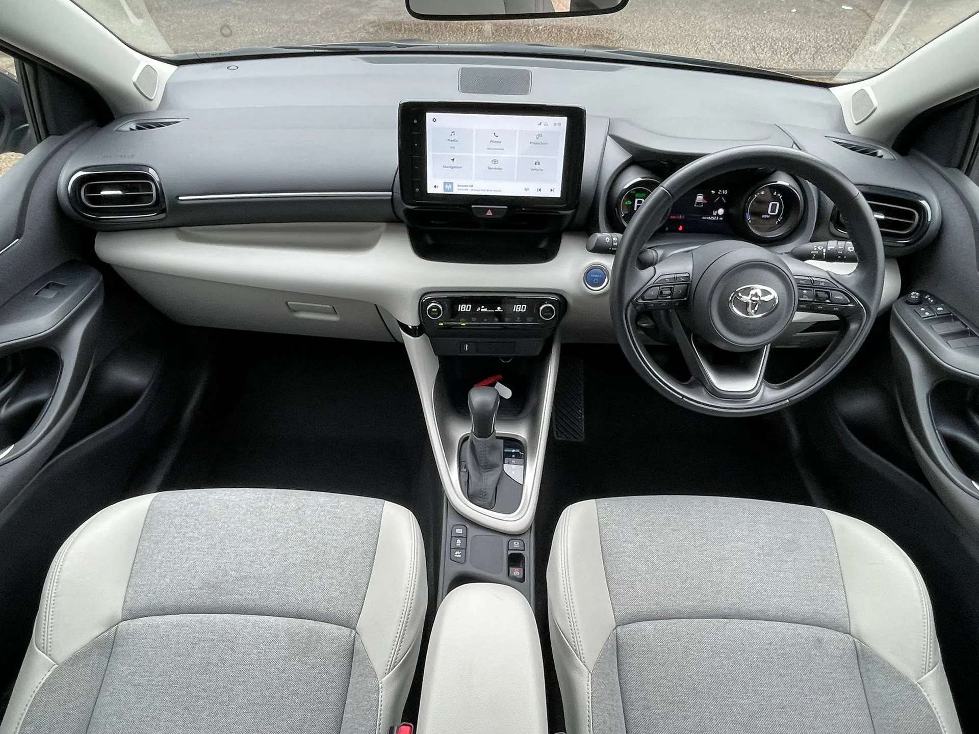 2023 TOYOTA YARIS 2023 TOYOTA YARIS